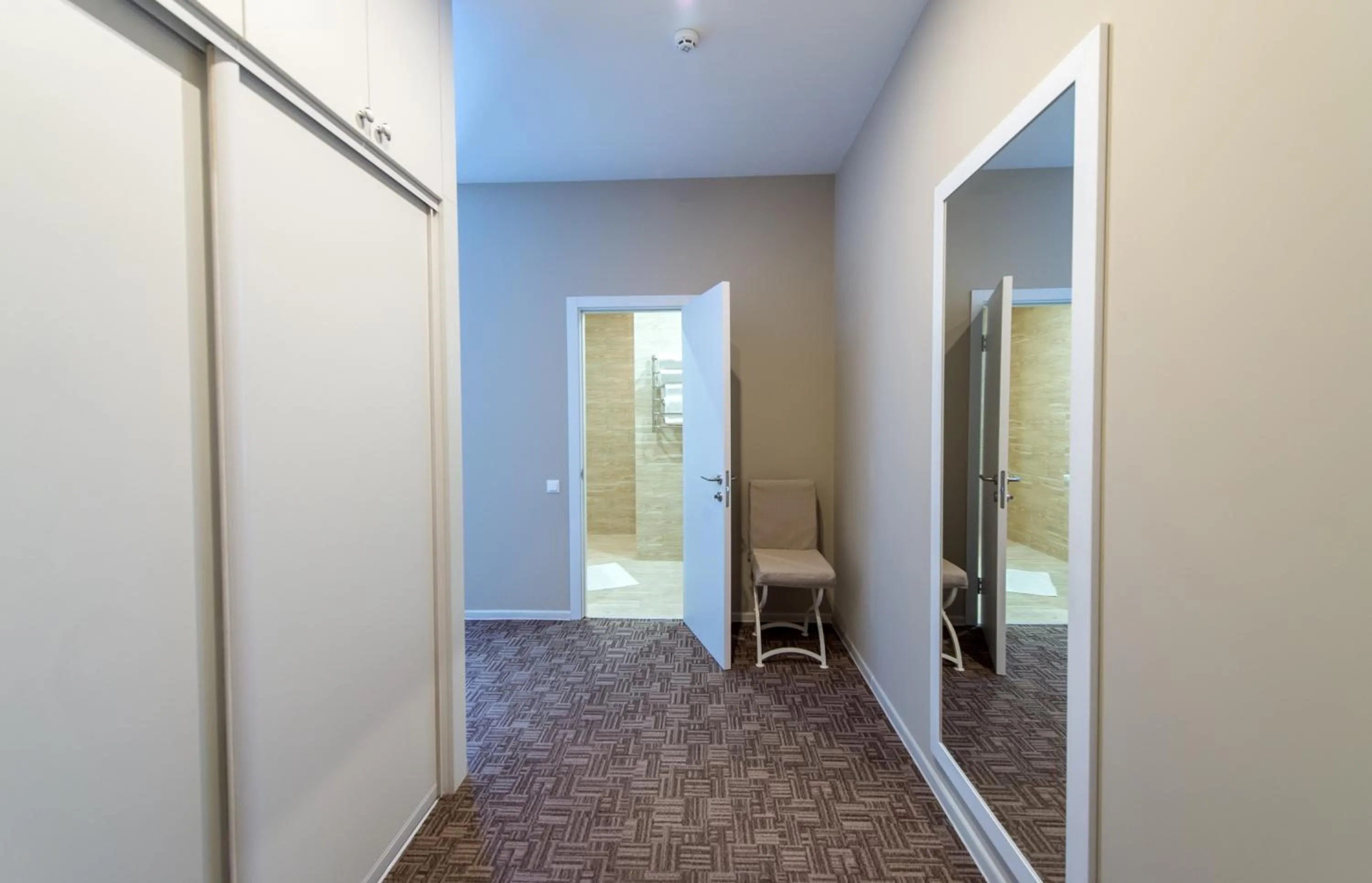 Photo of the whole room, Bed in light hotel & hub
