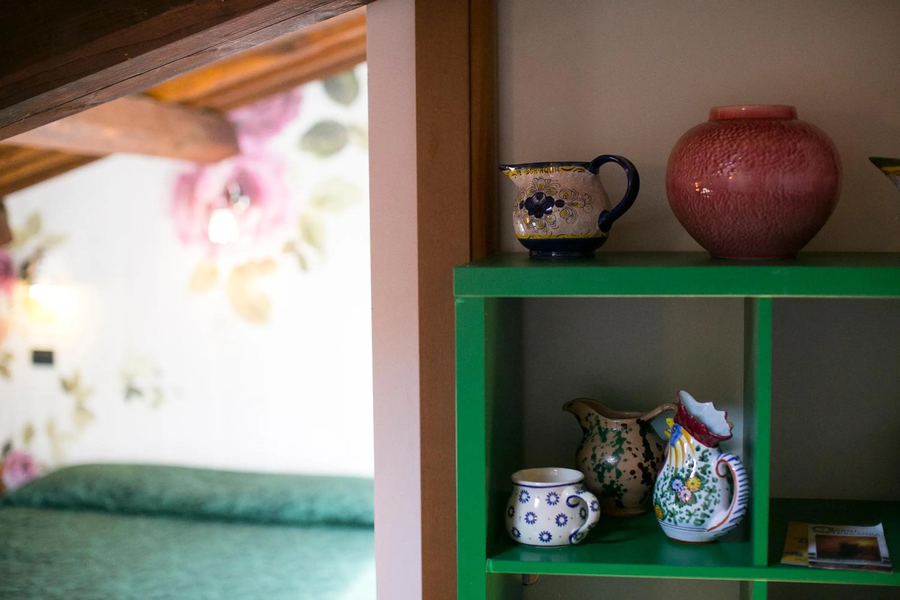Decorative detail in Porta Del Tempo
