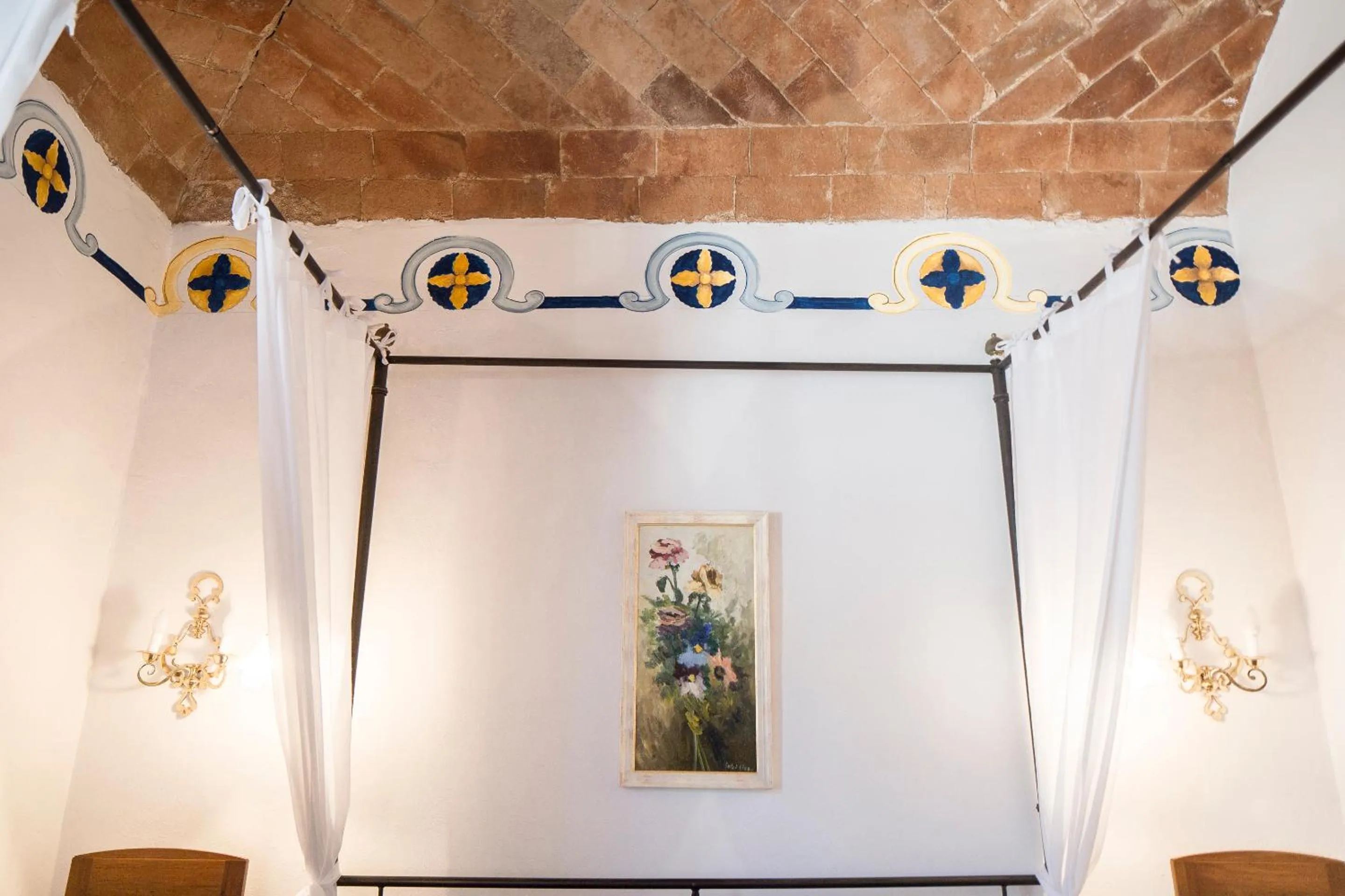 Decorative detail in Porta Del Tempo