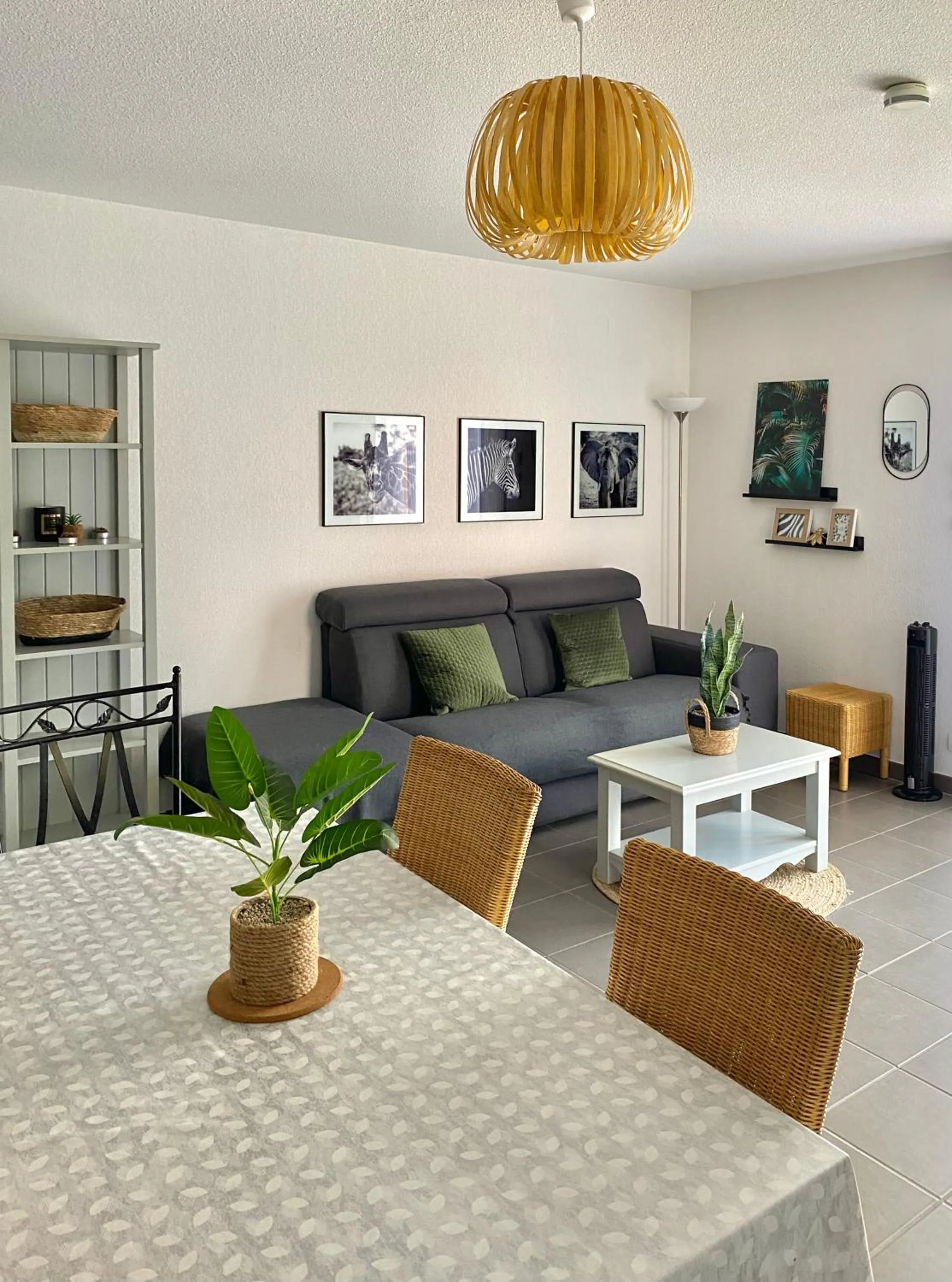 Living room, Seating Area in Les Demeures du Ventoux - Vacanceole