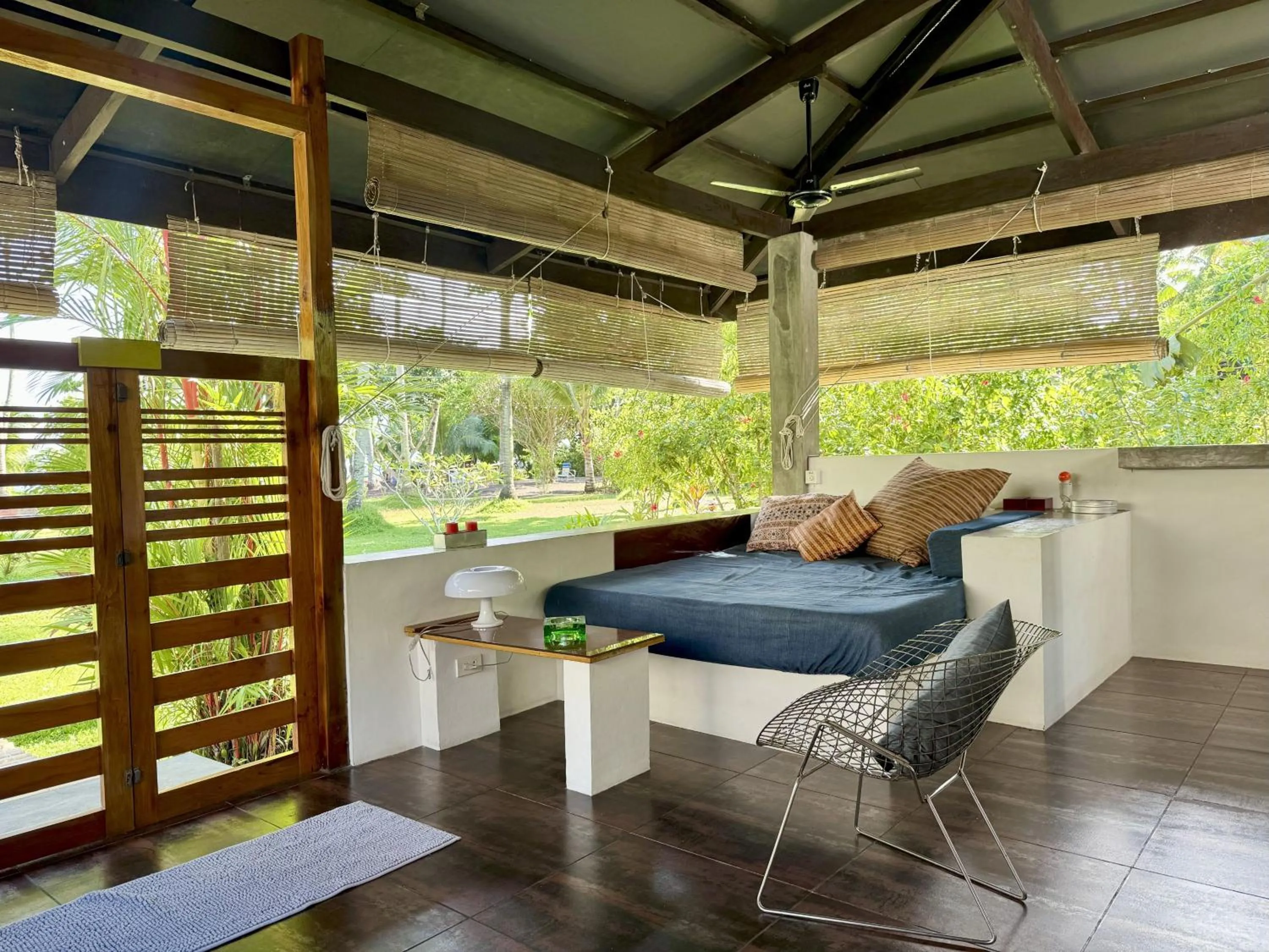 SomeWhere Else Boutique Resort