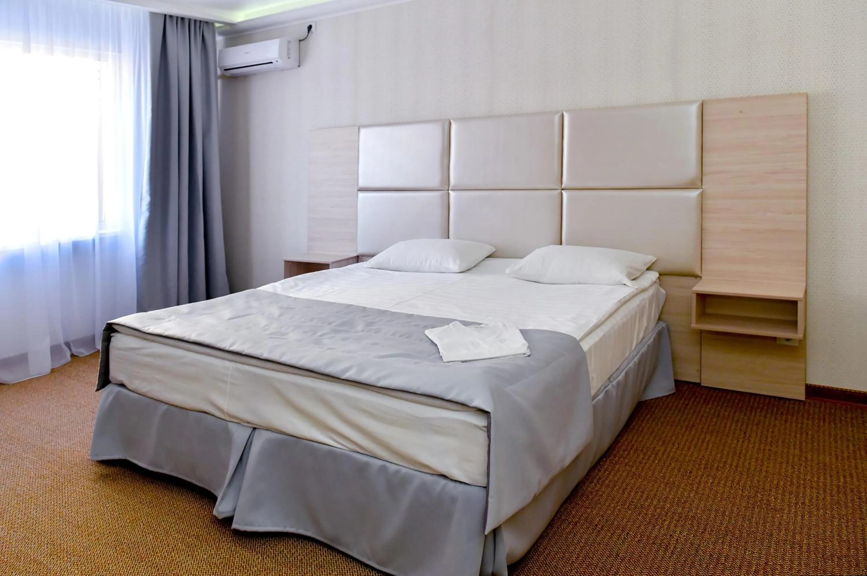 Bed in Skif HOTEL & SPA