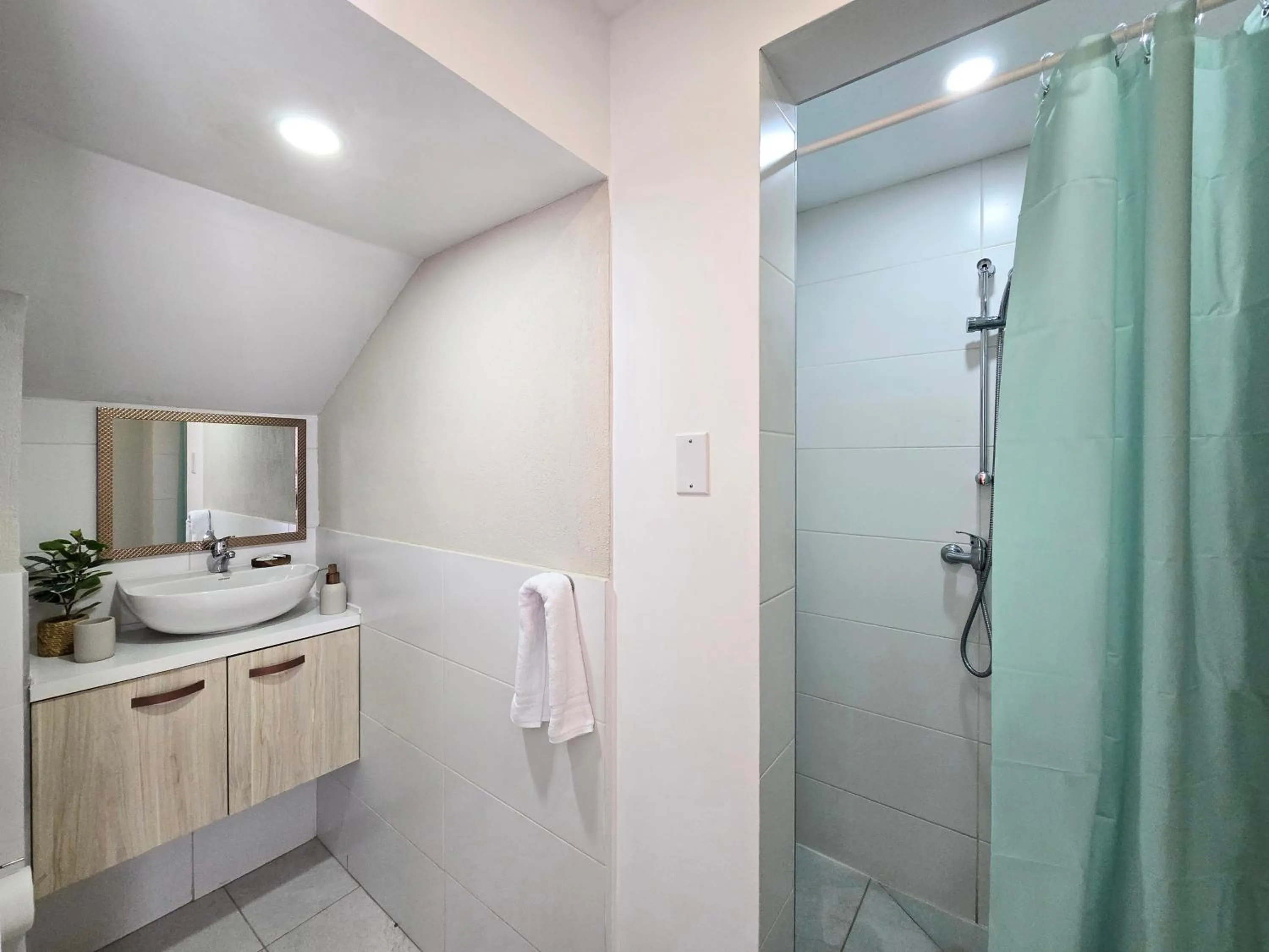 Bathroom in Rooi Santo Residence