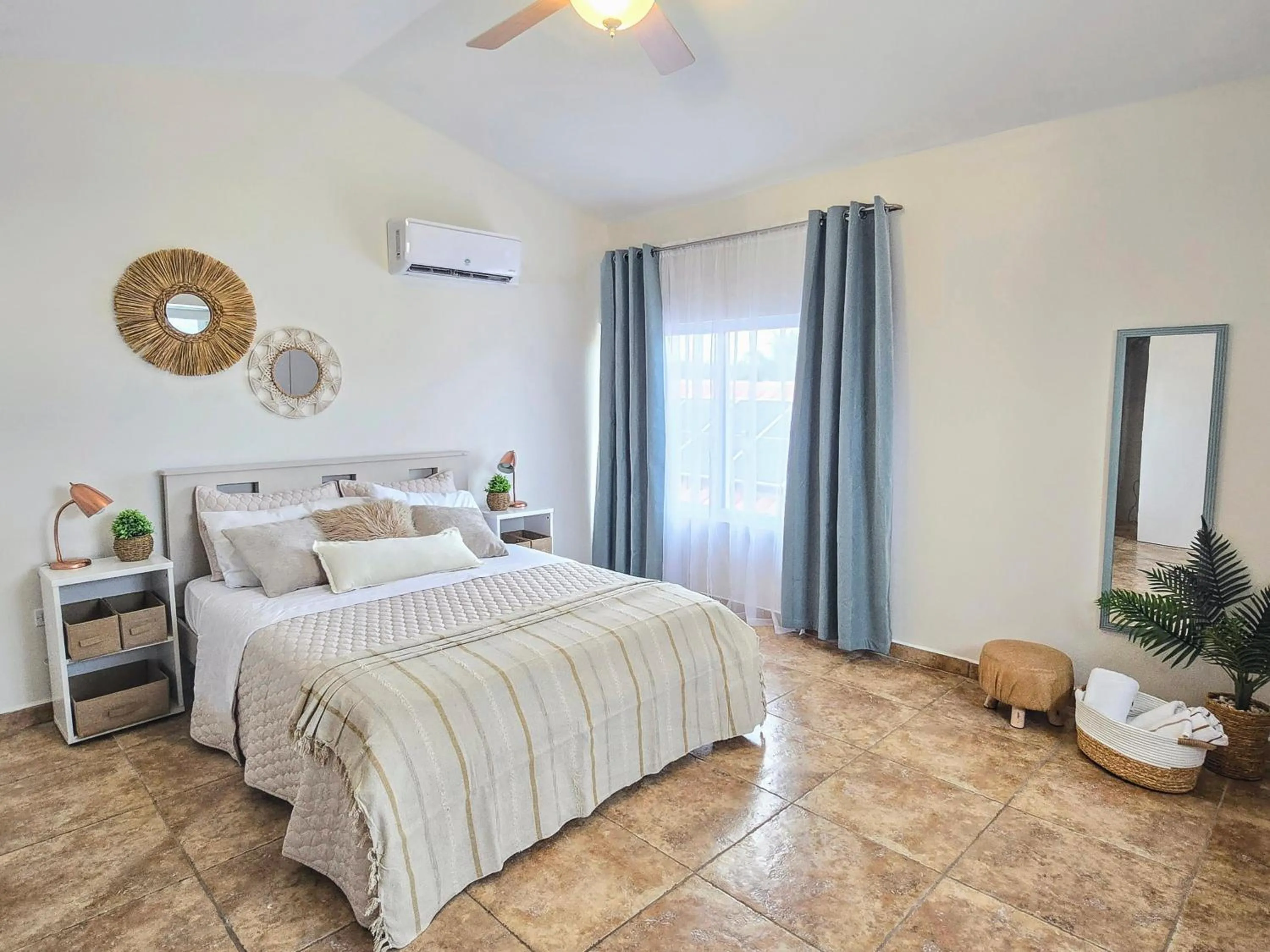 Bedroom, Bed in Rooi Santo Residence