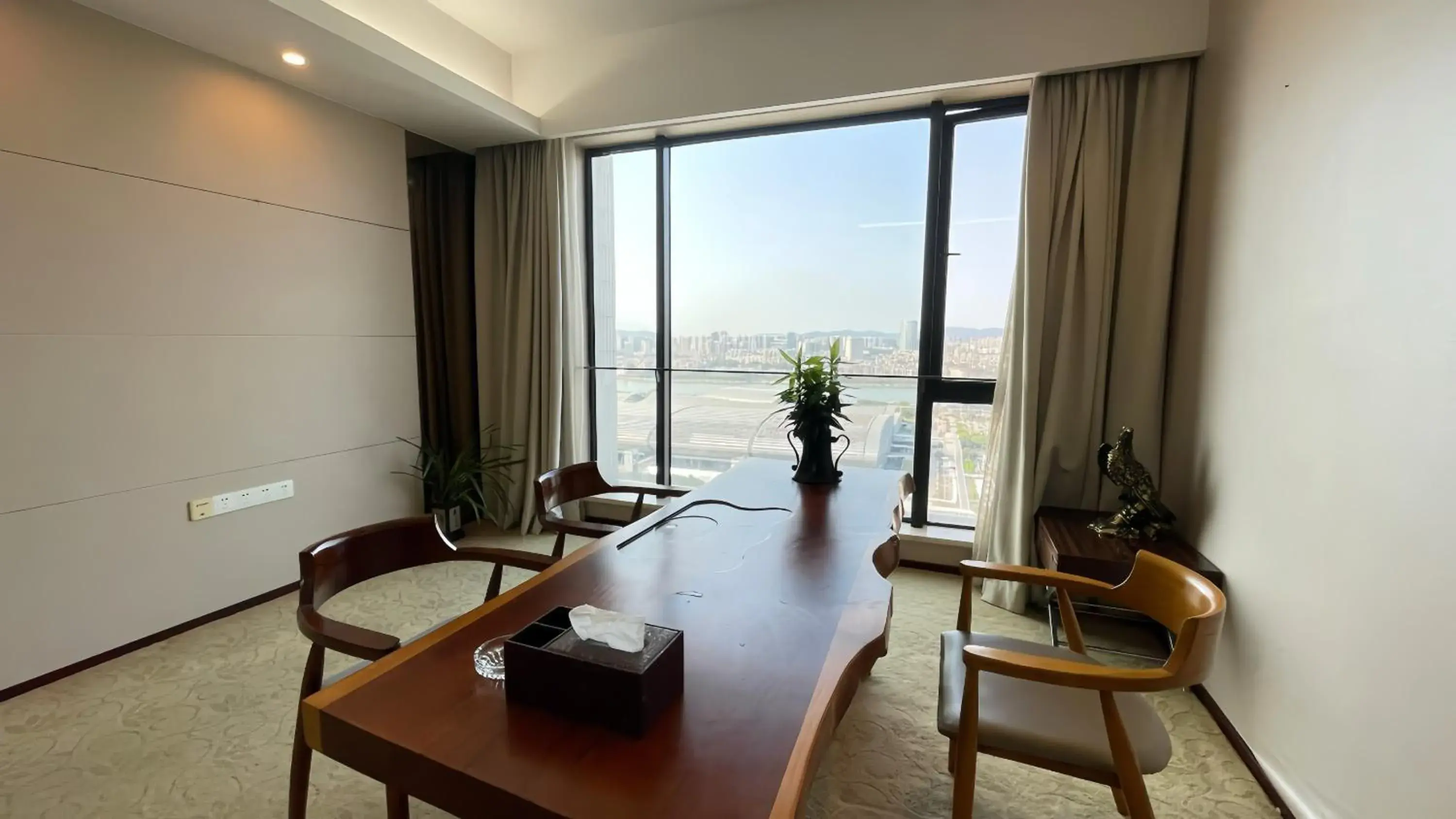 Two-Bedroom Suite in Guangzhou Xing Yi International Apartment - Poly World Branch Two-Bedroom Suite in Guangzhou Xing Yi International Apartment - Poly World Branch