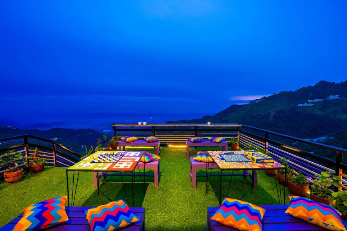 Seating area in goSTOPS Mussoorie, Library Road