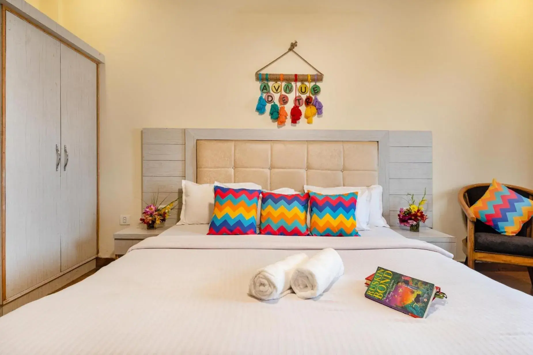 Bed in goSTOPS Mussoorie, Library Road Bed in goSTOPS Mussoorie, Library Road