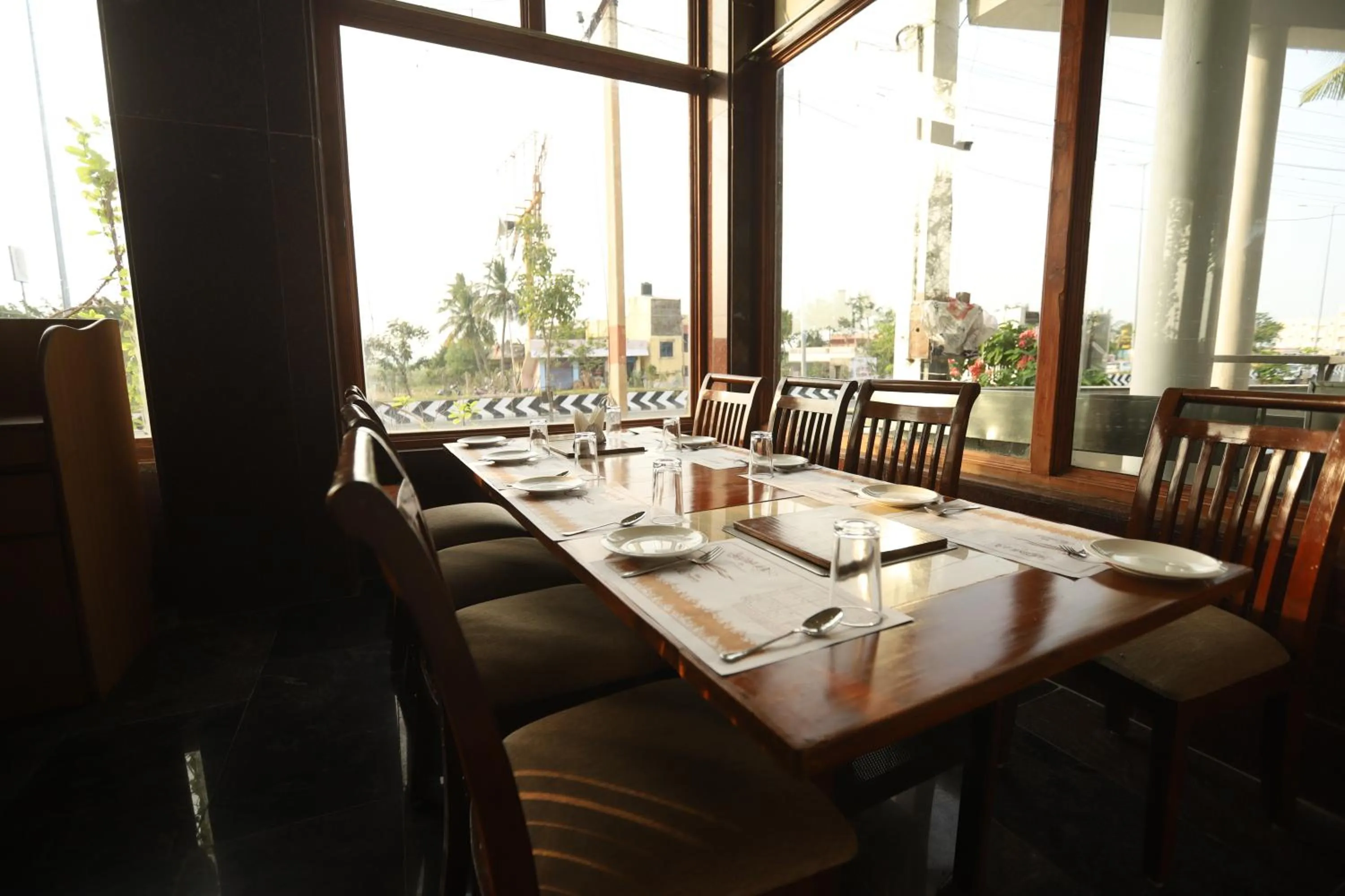 Restaurant/places to eat in Hotel BAY TREASURE