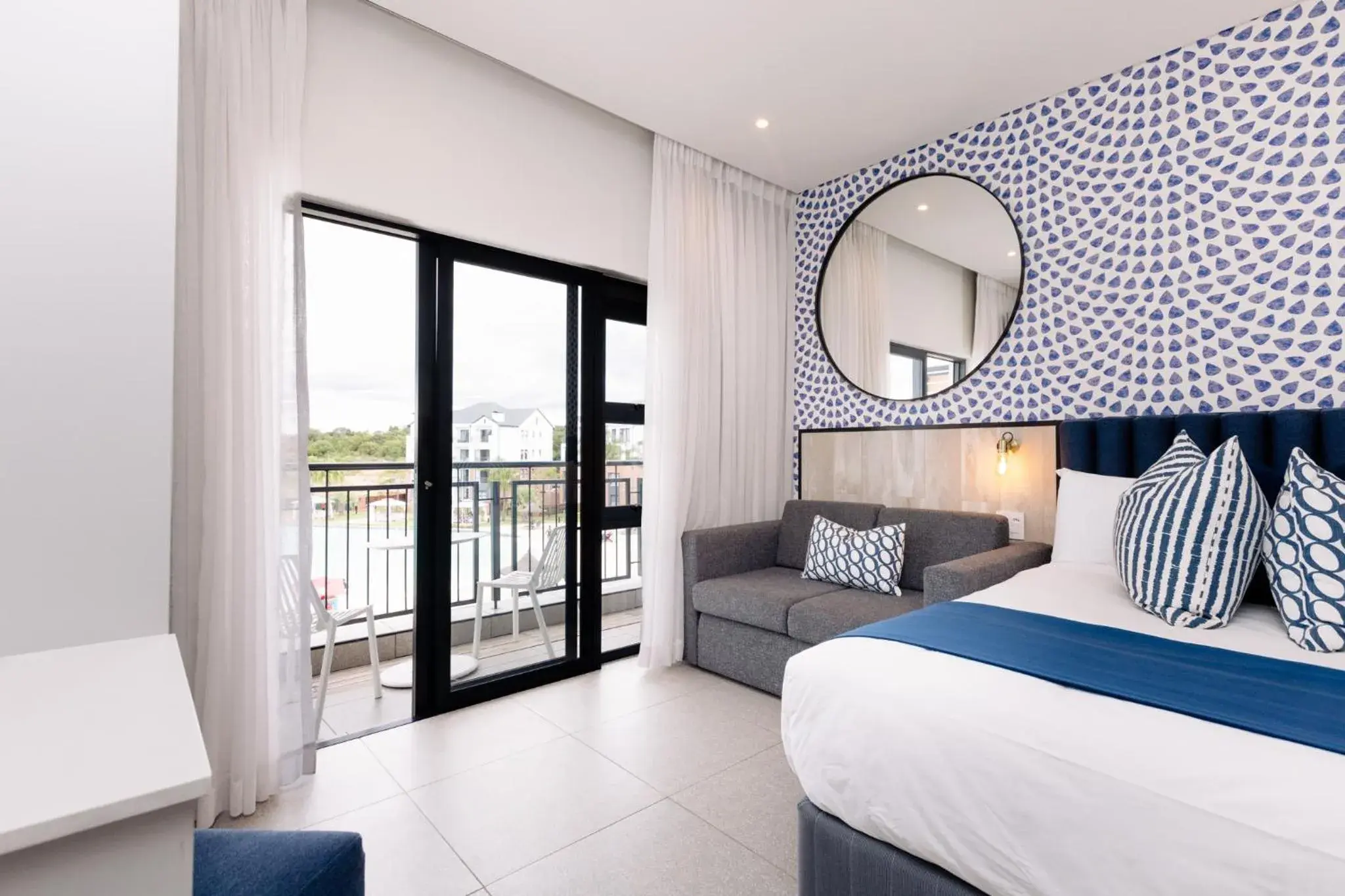 Photo of the whole room, Bed in MINT Resorts The Blyde Photo of the whole room, Bed in MINT Resorts The Blyde