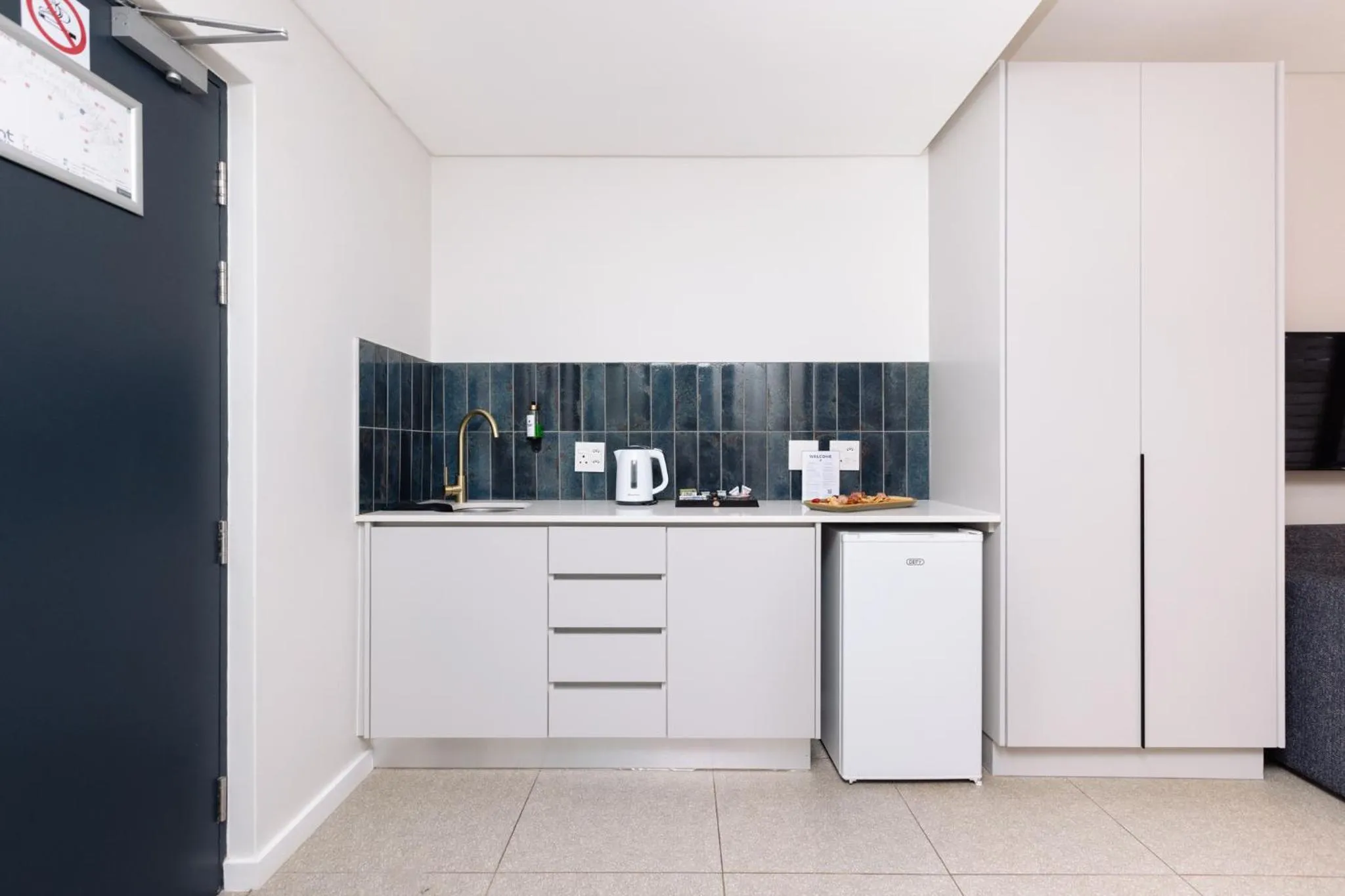 Kitchen or kitchenette in MINT Resorts The Blyde