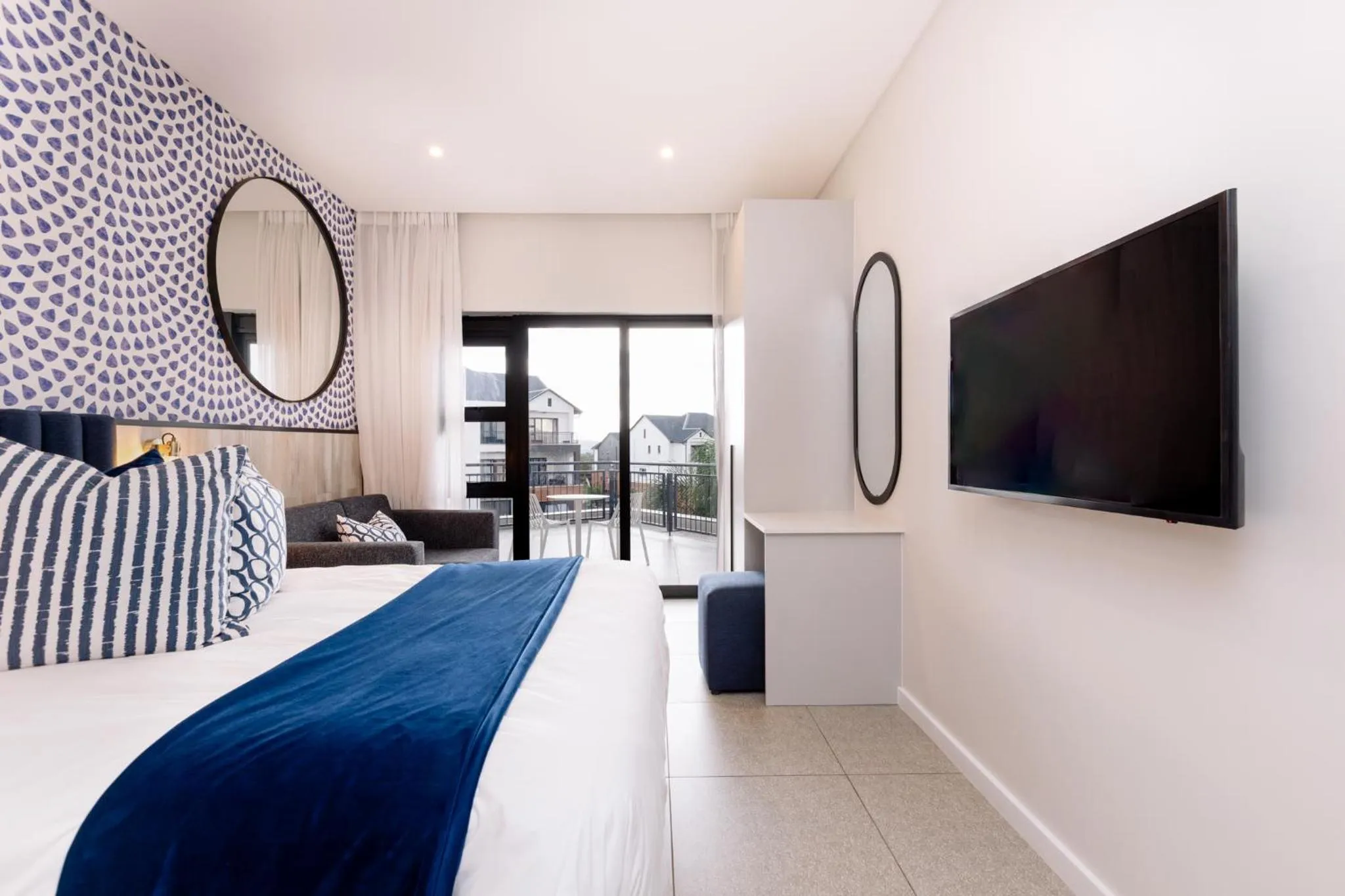 Photo of the whole room, Bed in MINT Resorts The Blyde