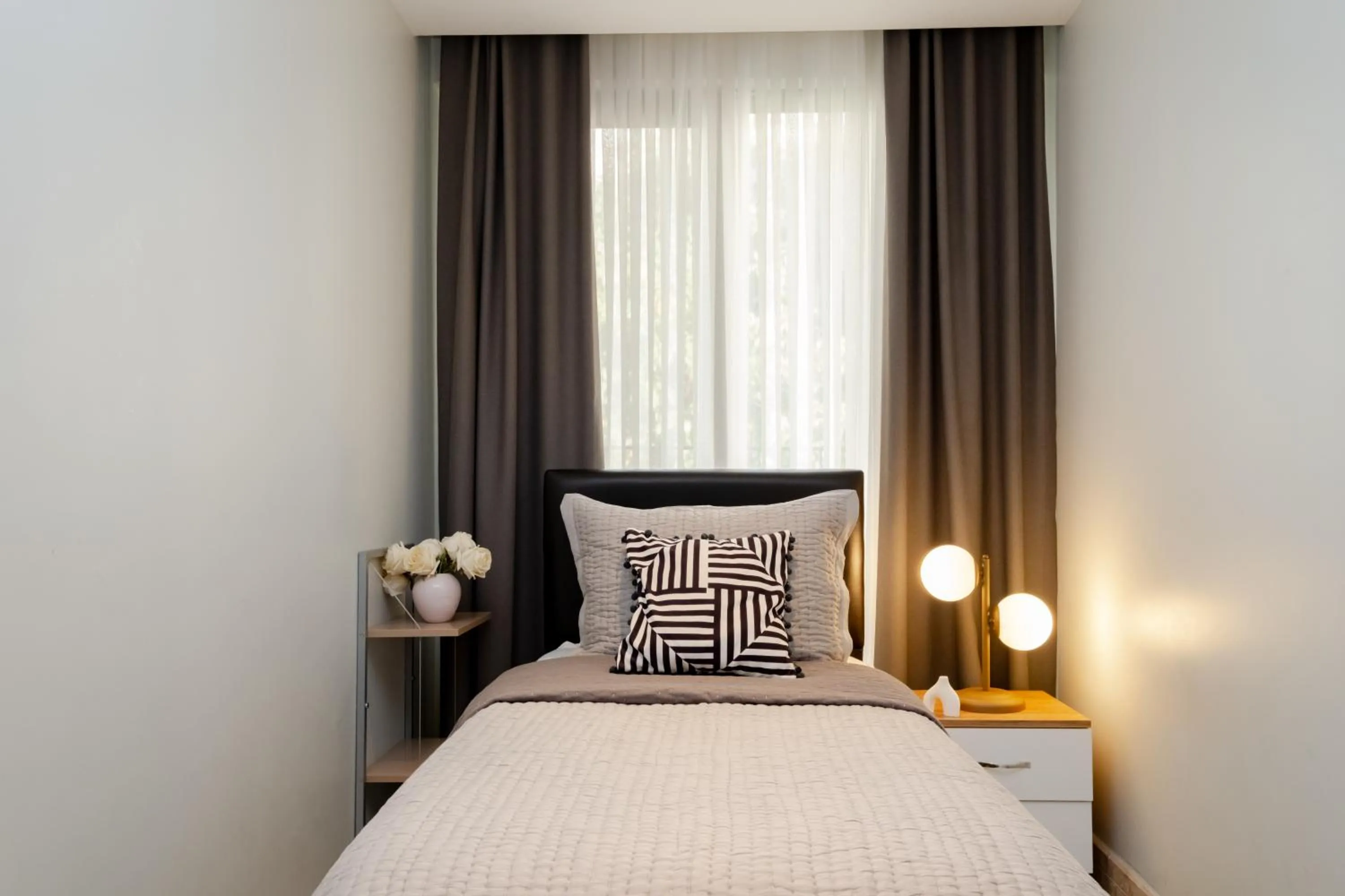 Bed in Home Of Istanbul