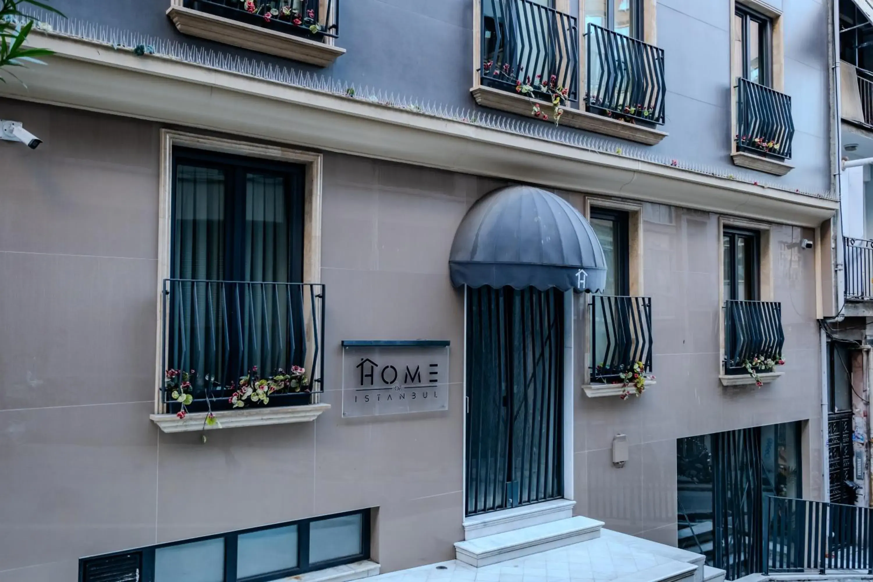 Property building in Home Of Istanbul Property building in Home Of Istanbul