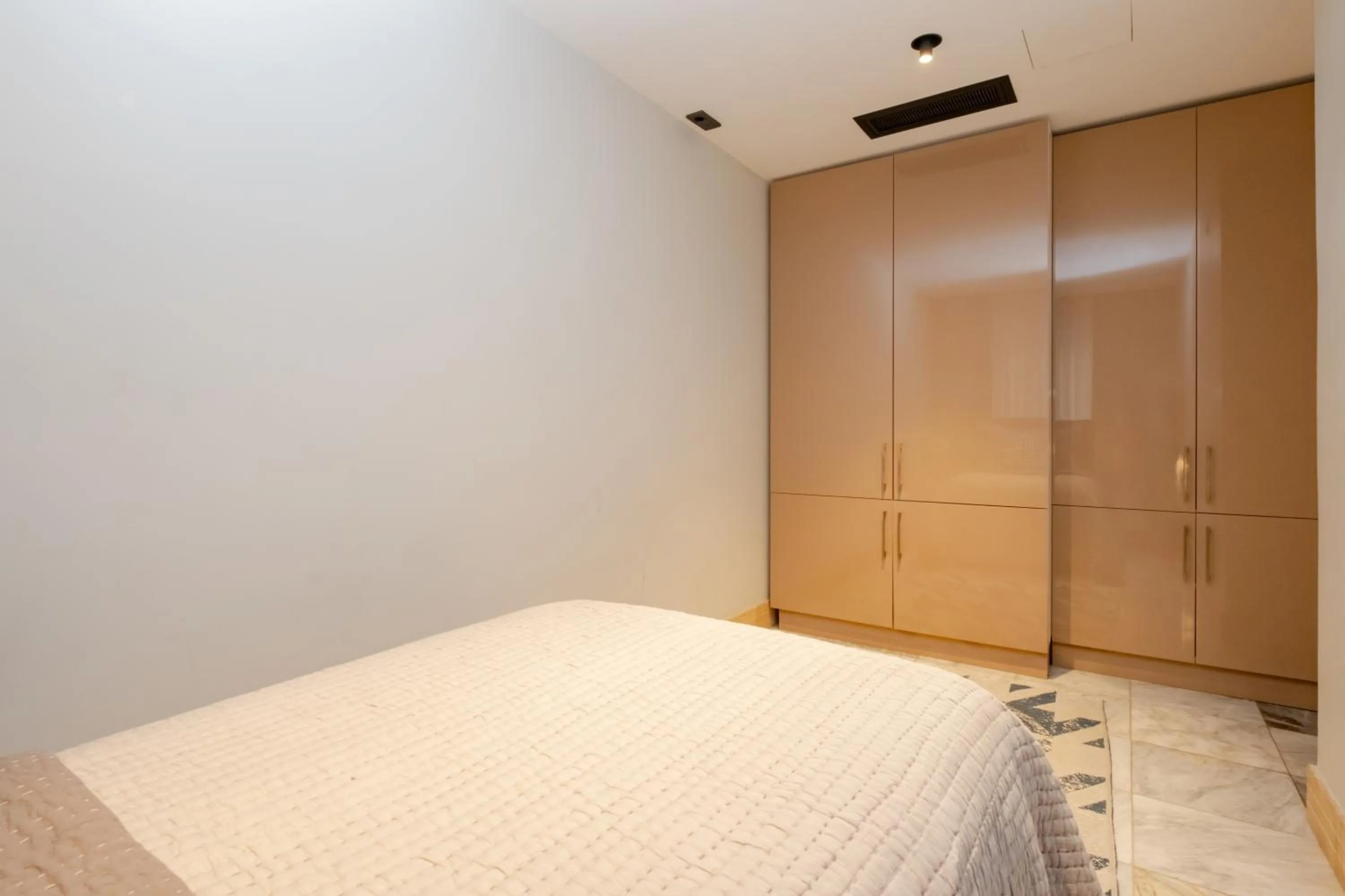 Bed in Home Of Istanbul