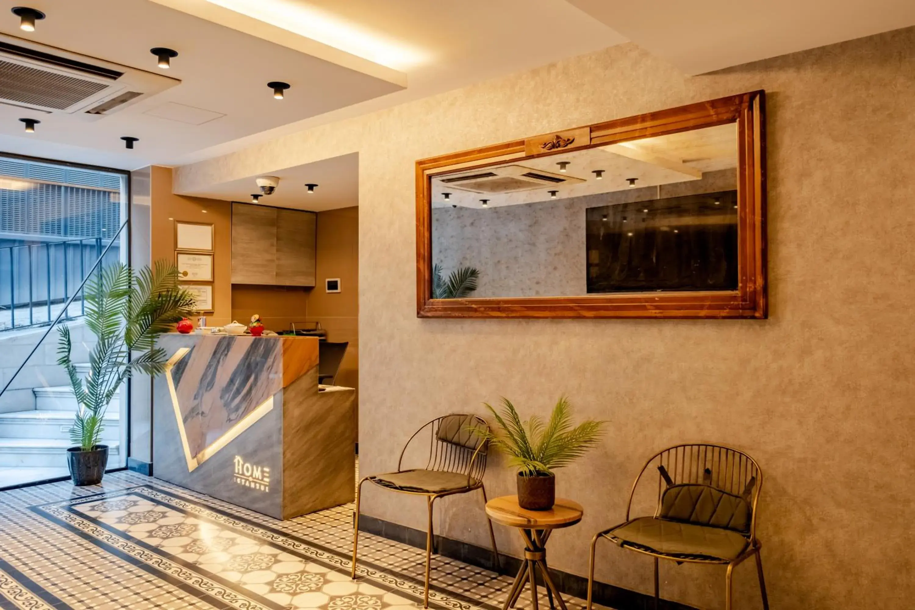 Lobby or reception in Home Of Istanbul Lobby or reception in Home Of Istanbul