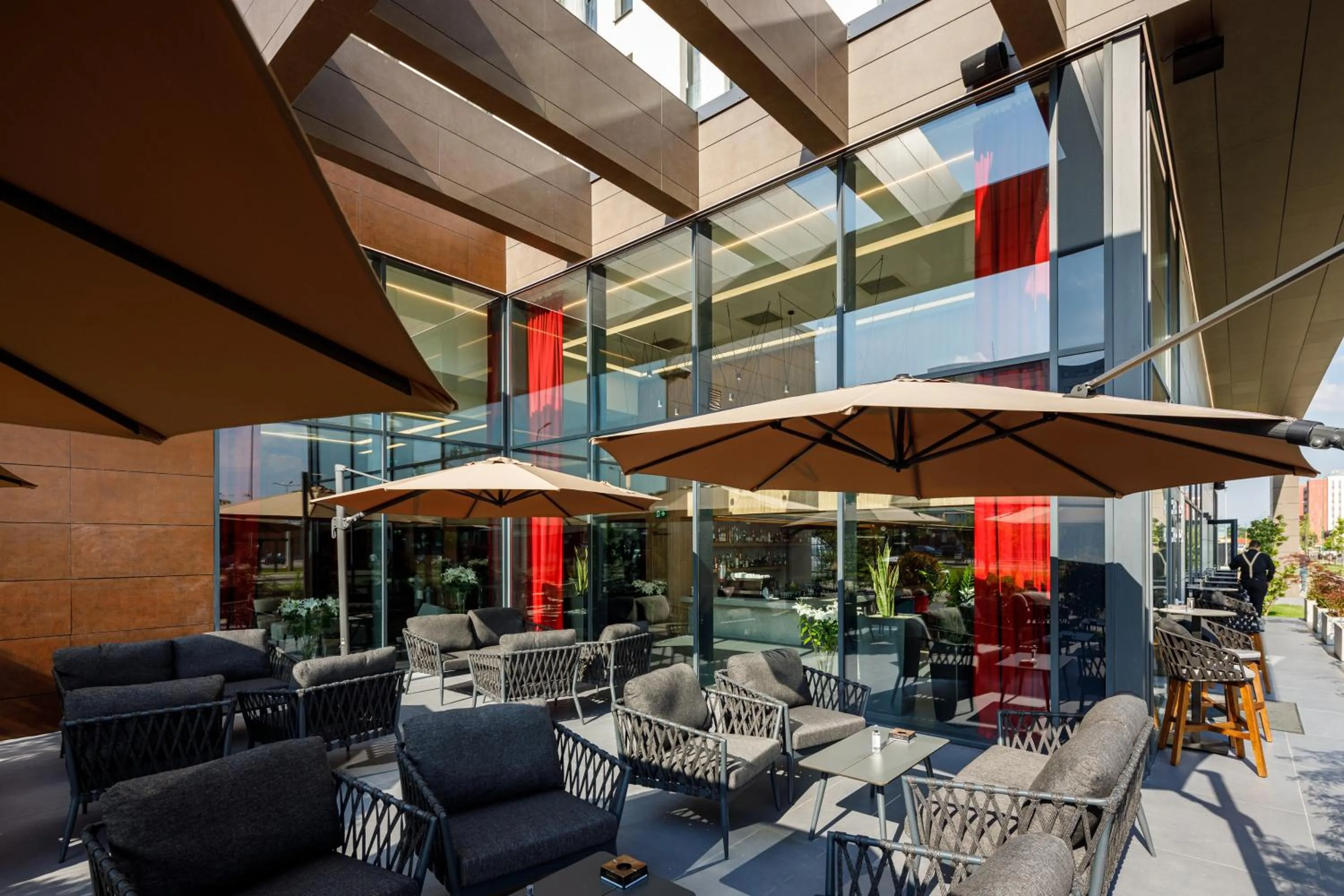 Patio in Qosmo Brasov Hotel