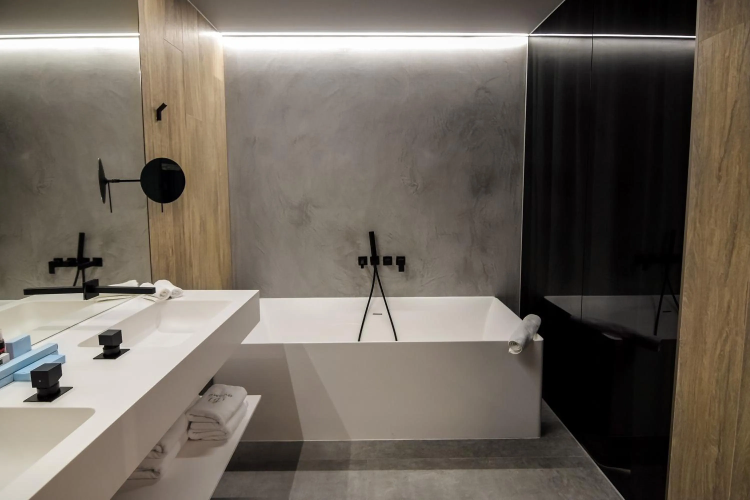 Bathroom in Qosmo Brasov Hotel