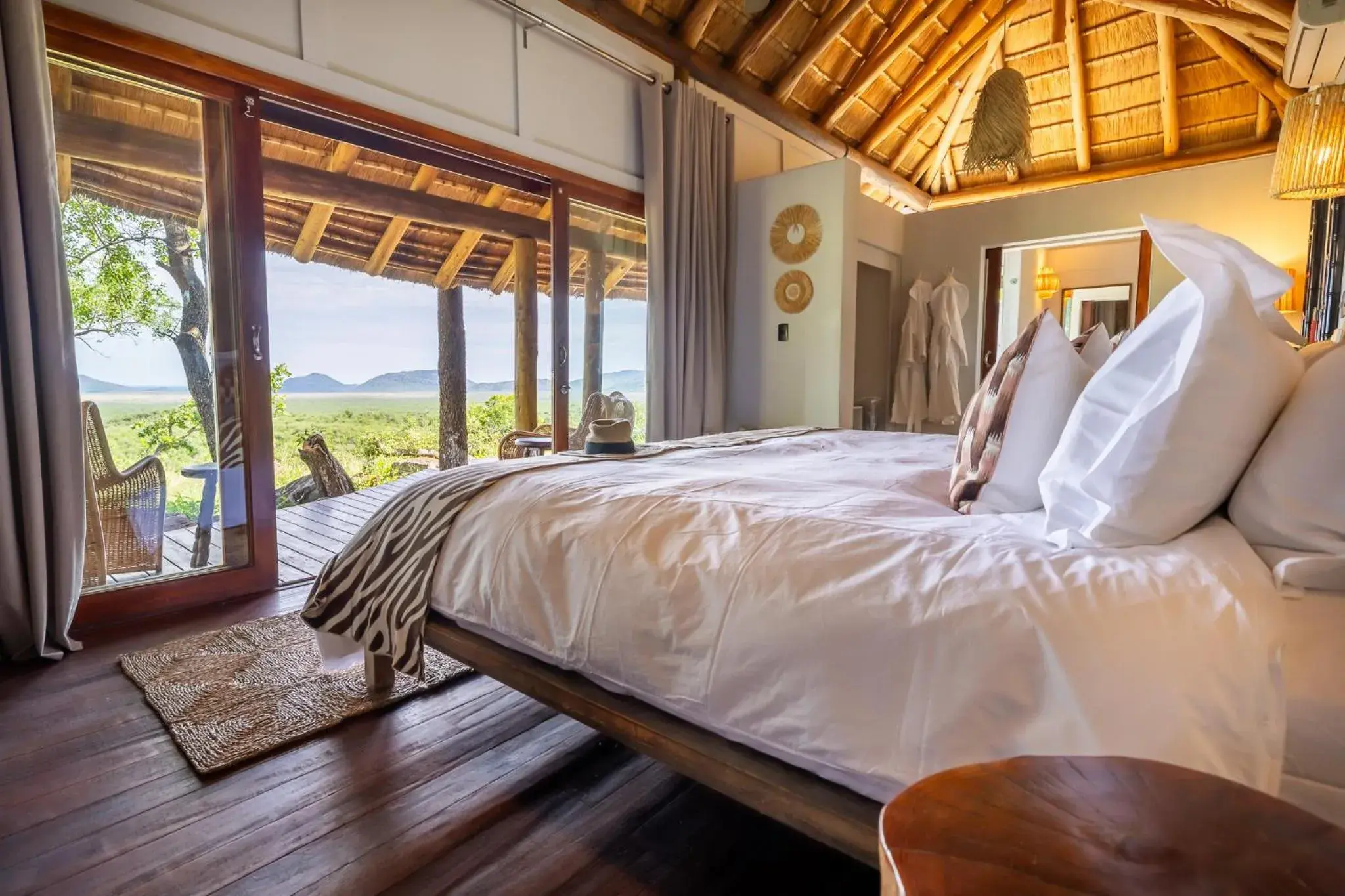 Luxury Chalet in Buffalo Ridge Safari Lodge Luxury Chalet in Buffalo Ridge Safari Lodge