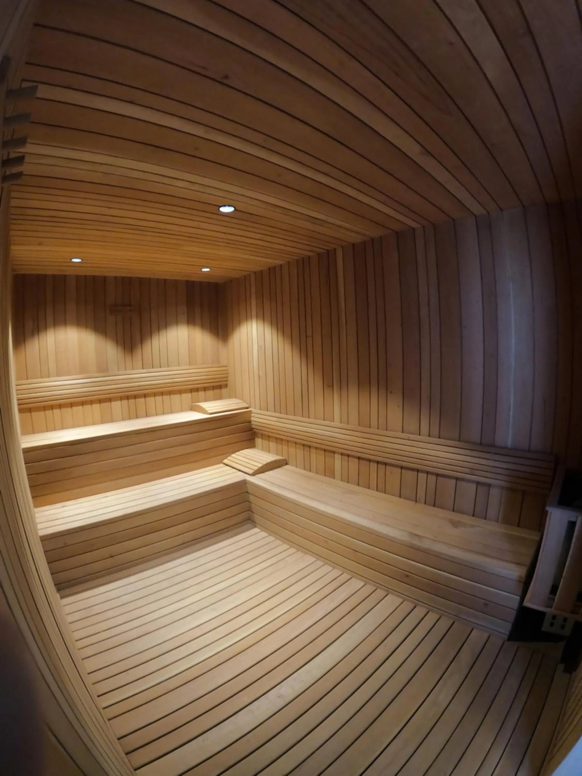 Massage in Regatta Living Hotel By Mint