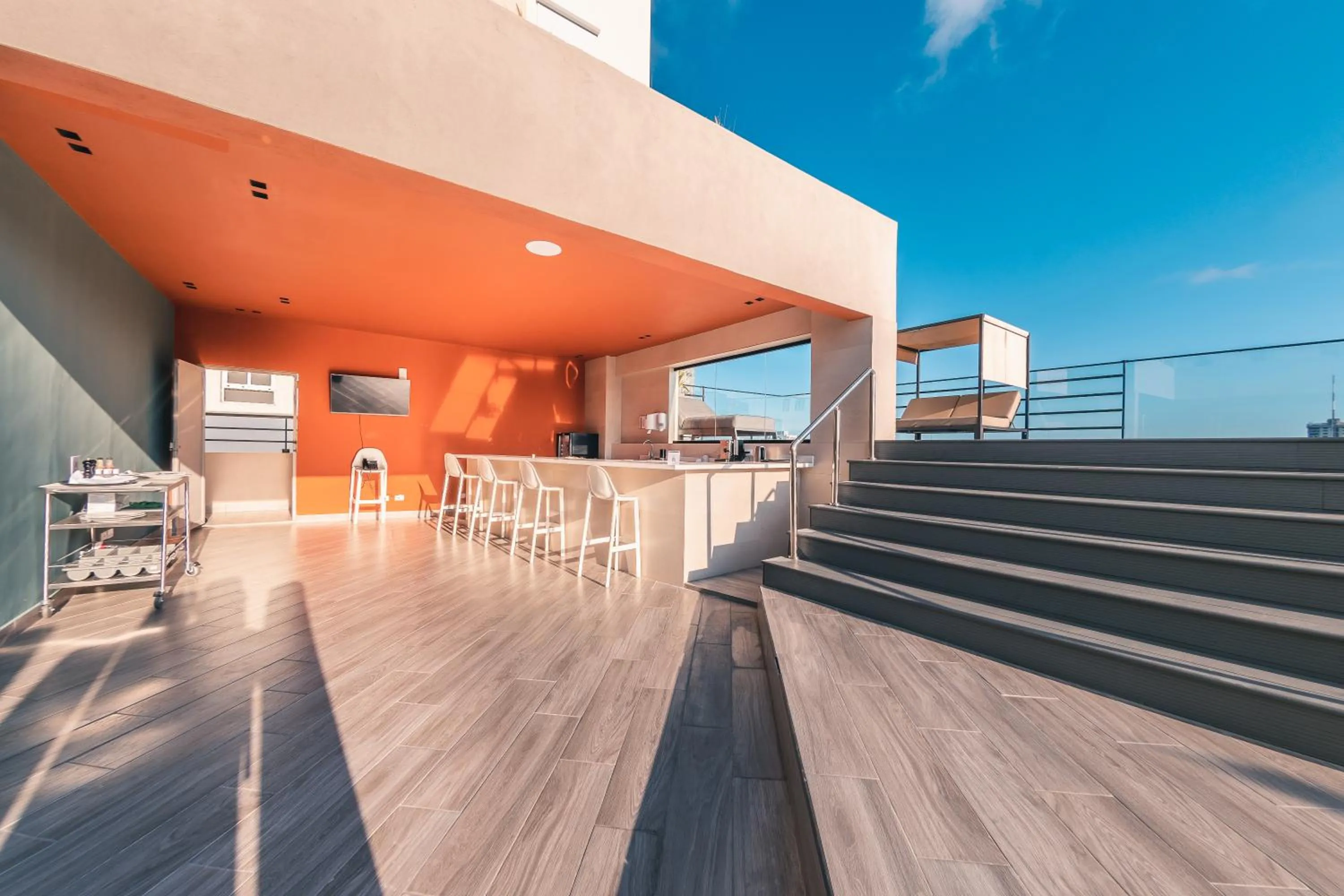 Balcony/Terrace in Regatta Living Hotel By Mint