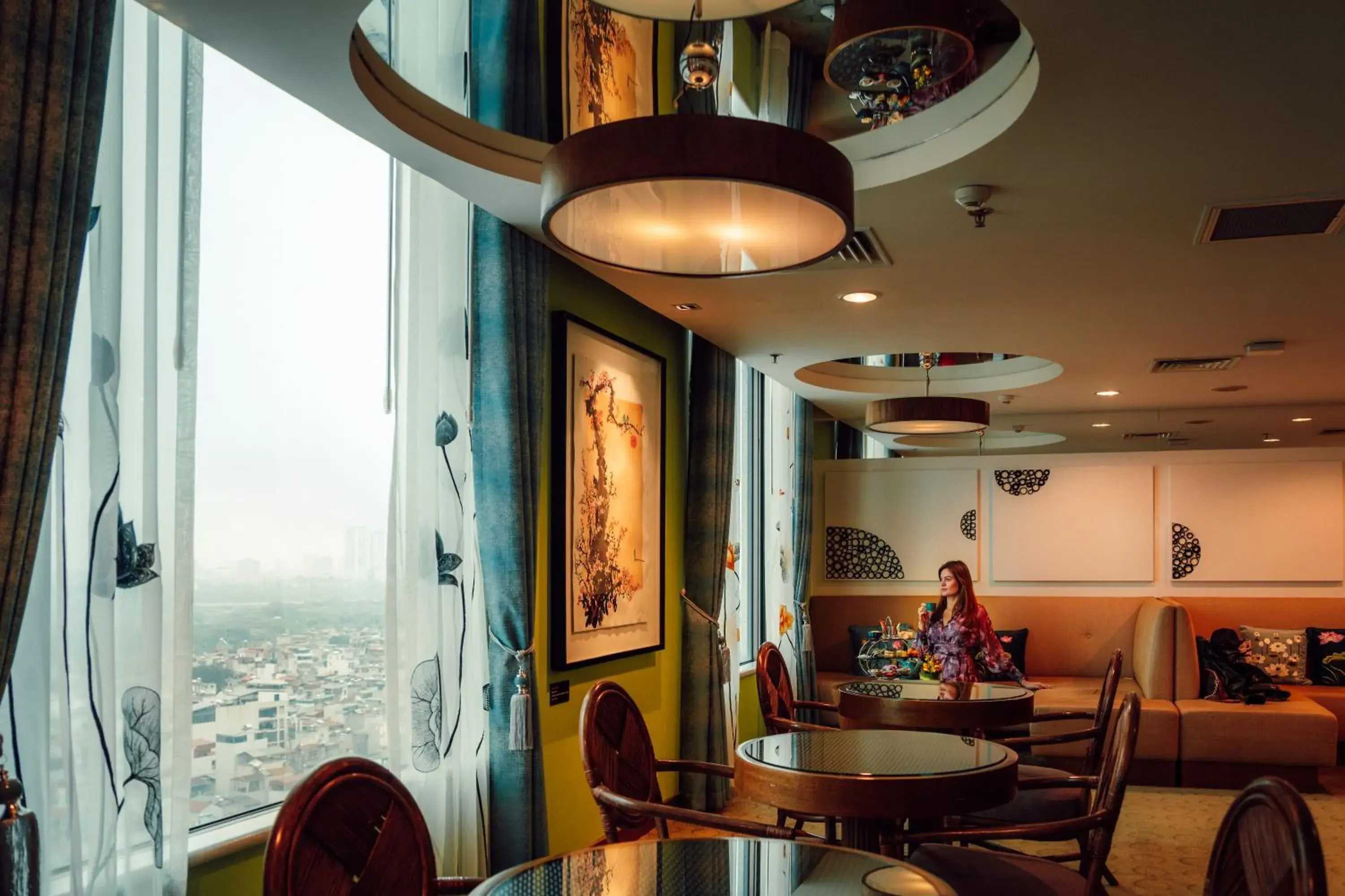 Lounge or bar in Pan Pacific Hanoi Lounge or bar in Pan Pacific Hanoi