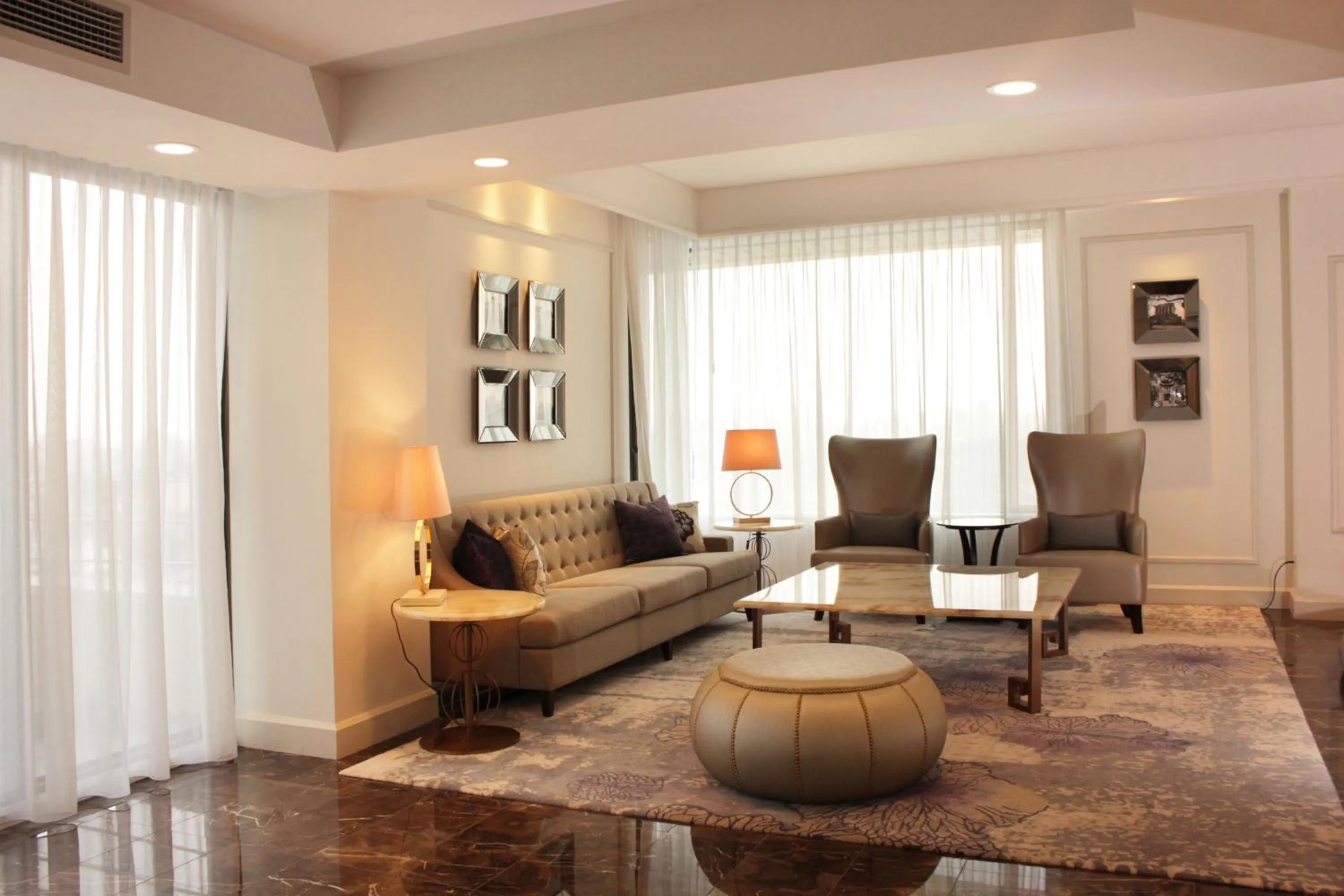 Living room in Pan Pacific Hanoi