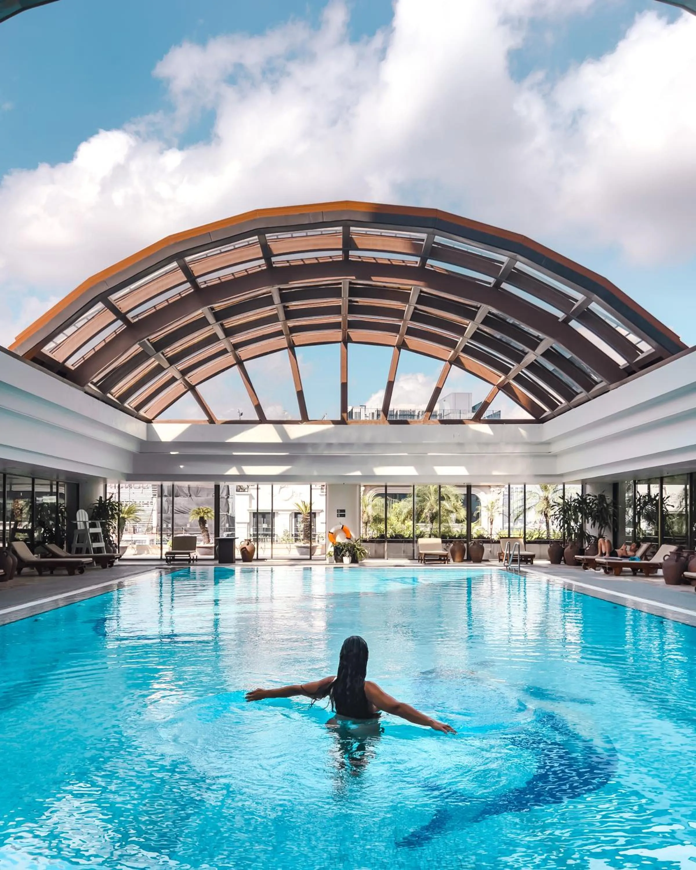 Swimming pool in Pan Pacific Hanoi