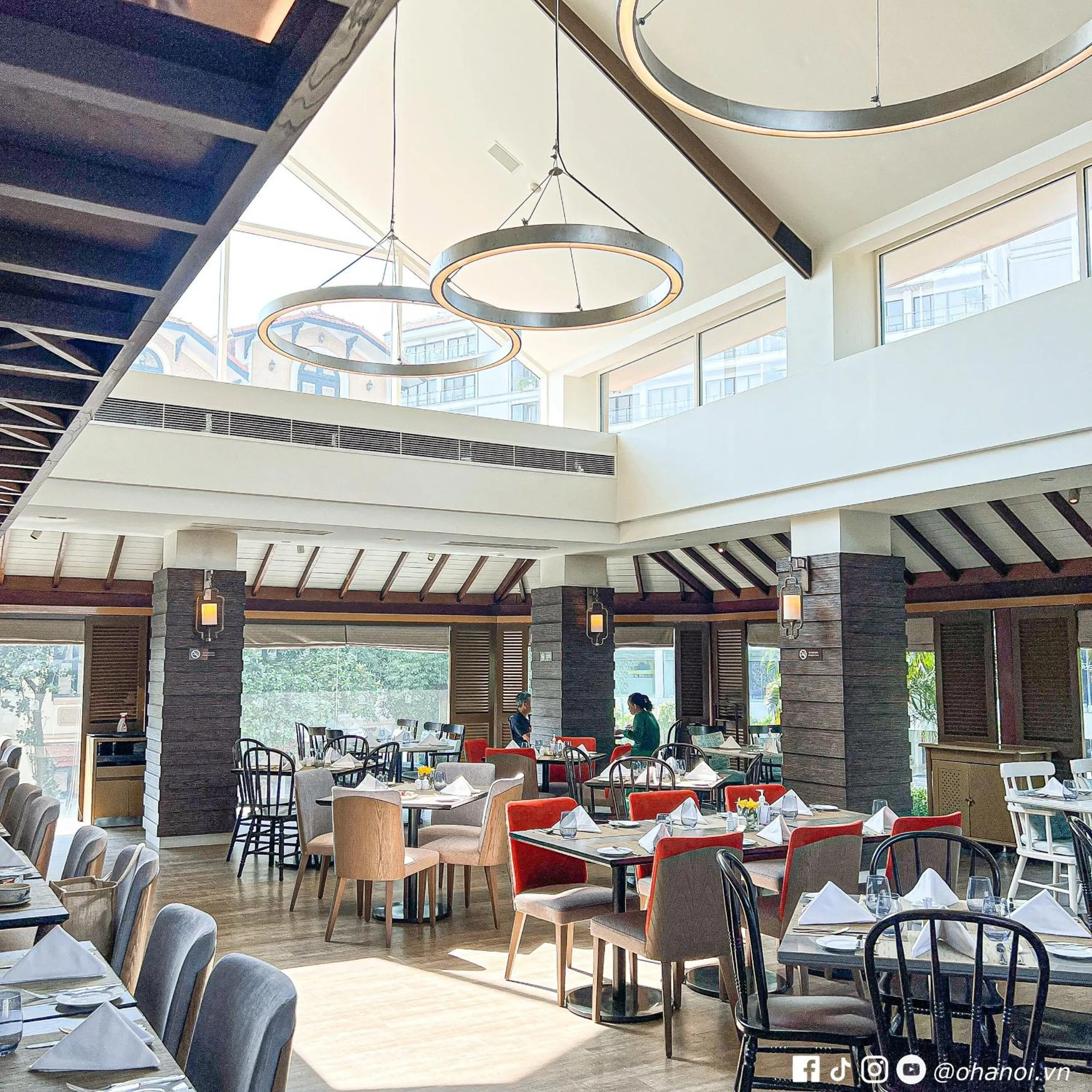 Restaurant/places to eat in Pan Pacific Hanoi