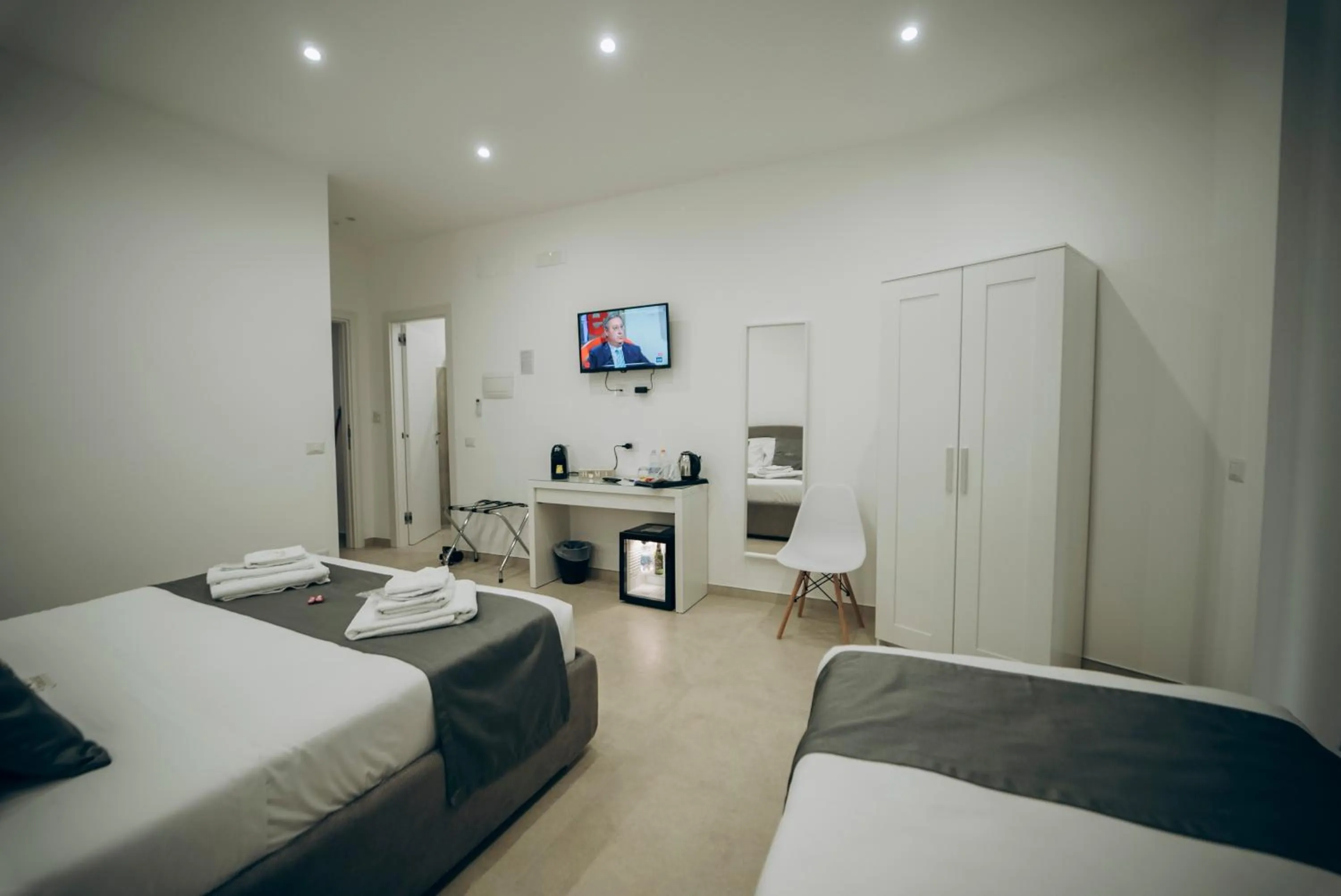 Bedroom, Bed in Dimora Fantasia Charme B&B