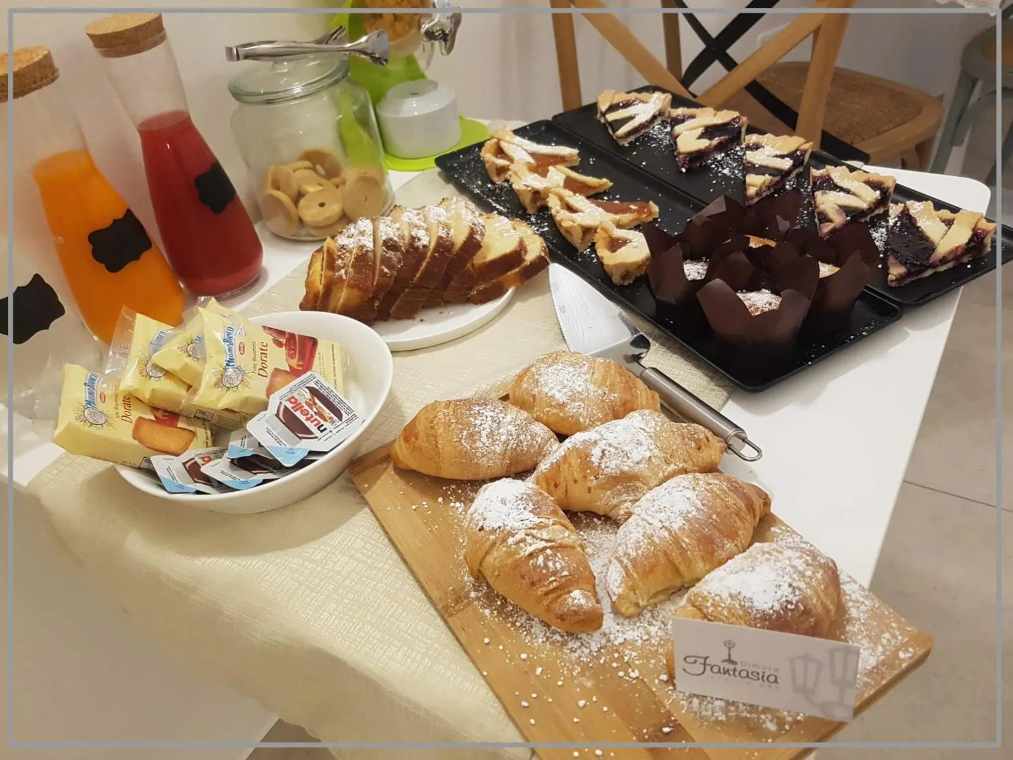 Continental breakfast in Dimora Fantasia Charme B&B