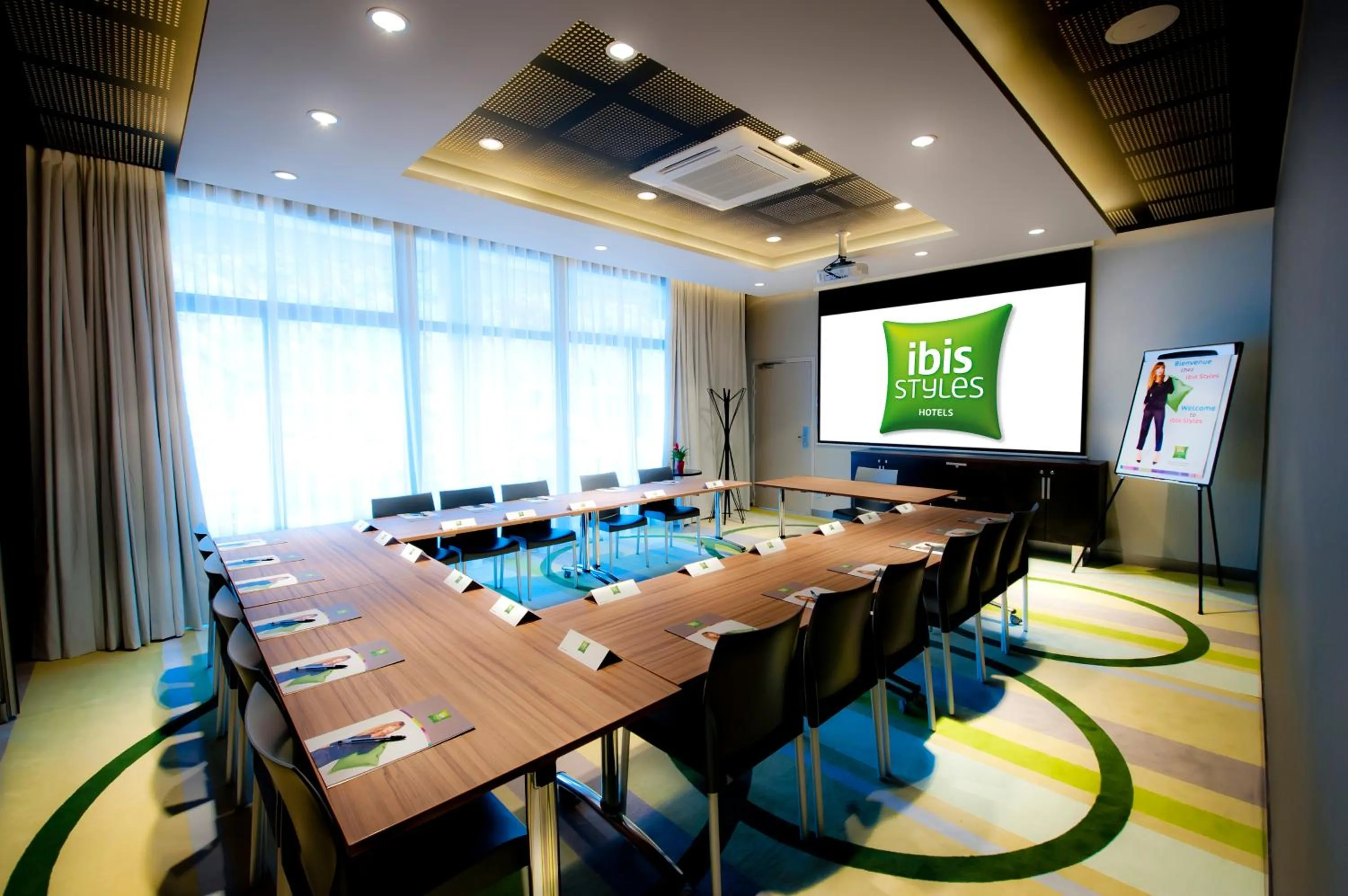 Business facilities in ibis Styles Brest Centre Port