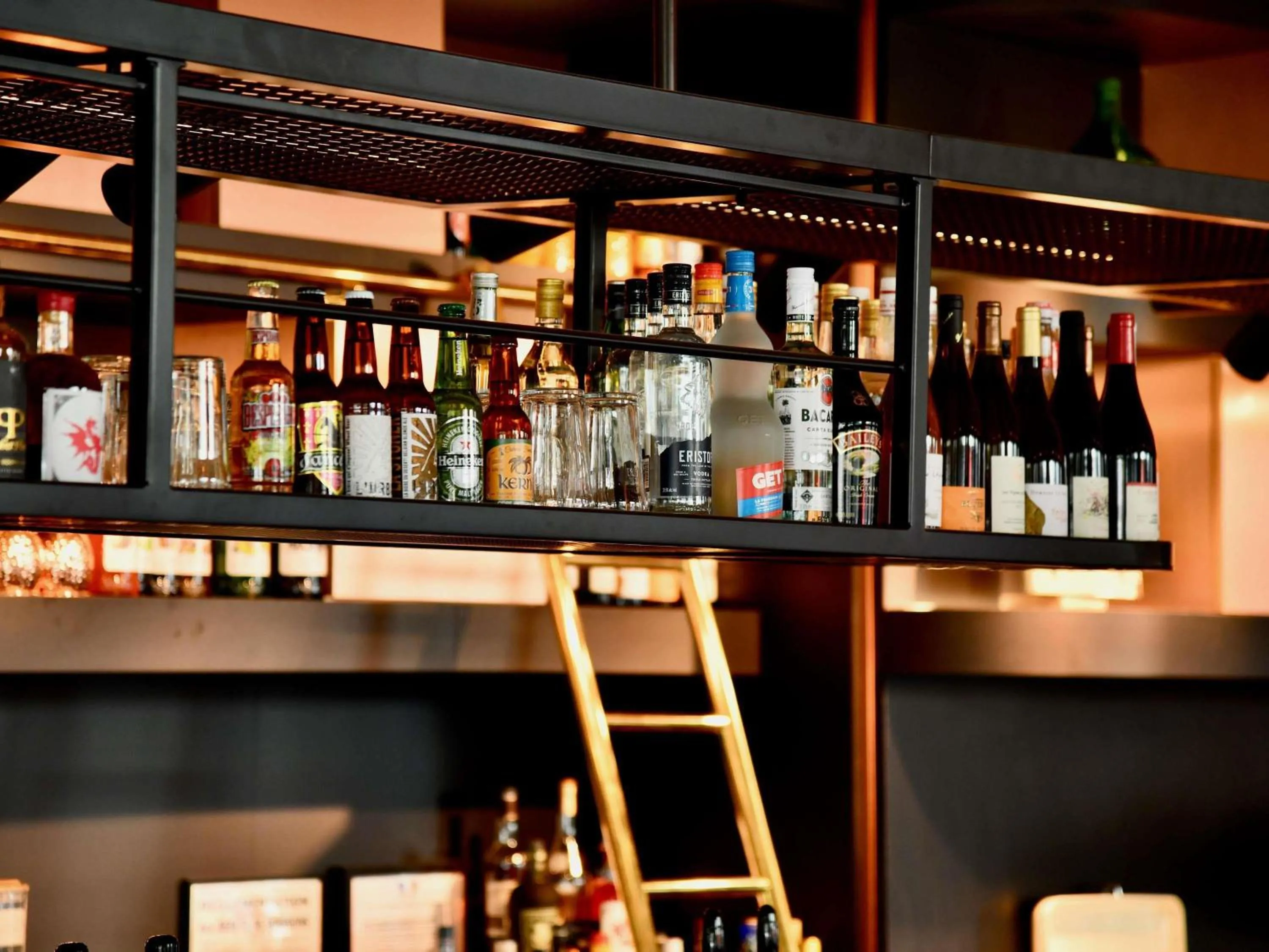 Lounge or bar in ibis budget Brest Centre Port