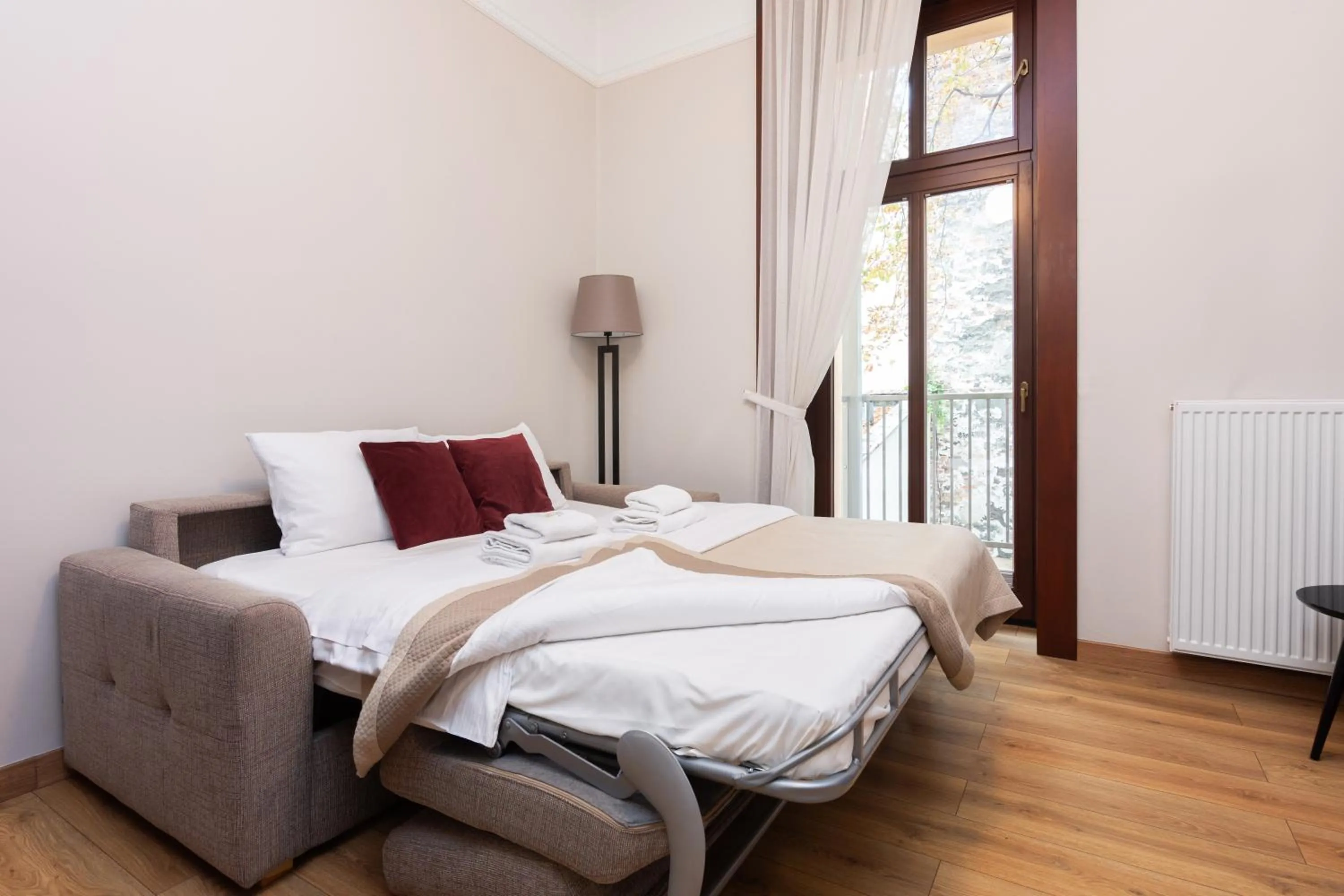 Bed in Apart Residence Ariańska 16 by NEARTO PL