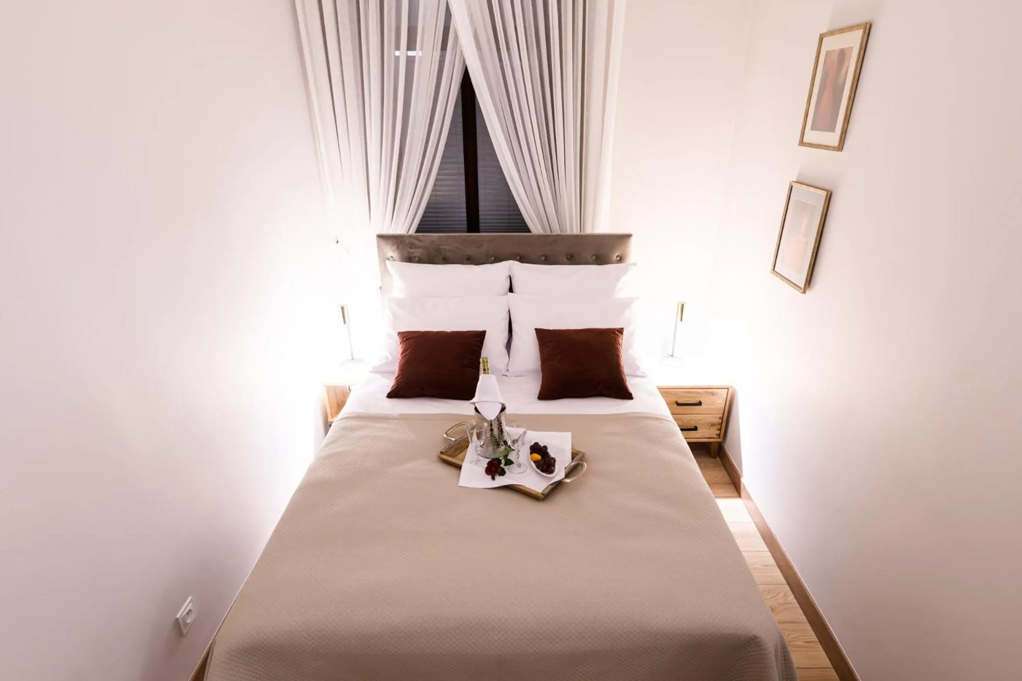 Bed in Apart Residence Ariańska 16 by NEARTO PL