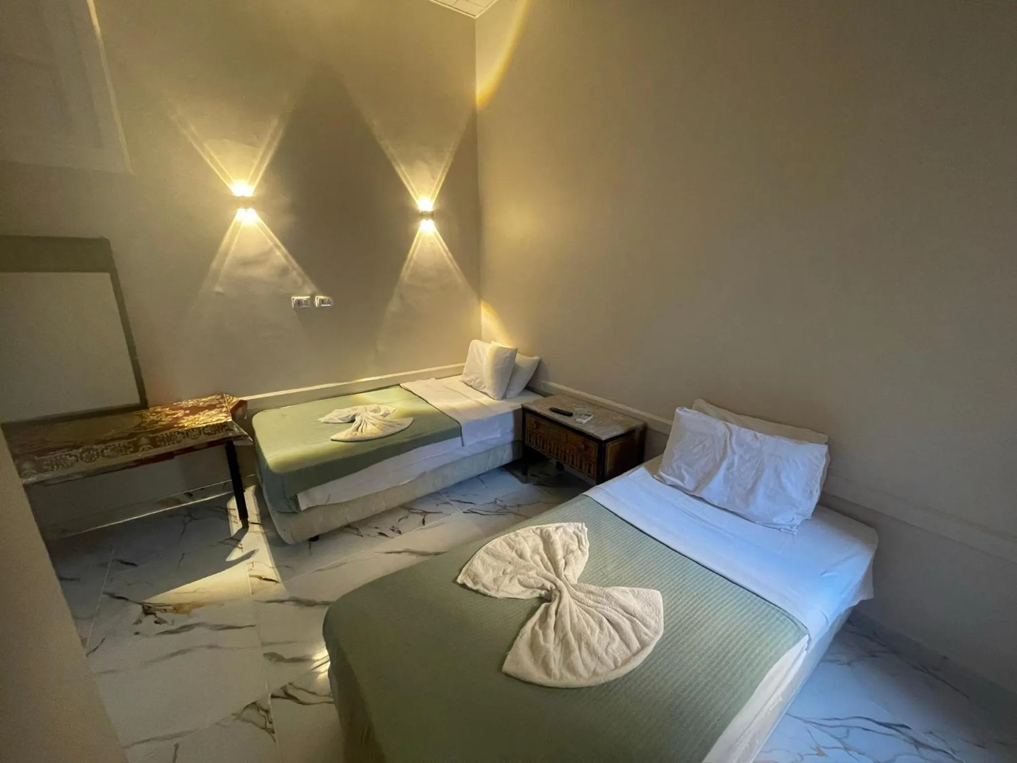 Bed in One Season Cairo