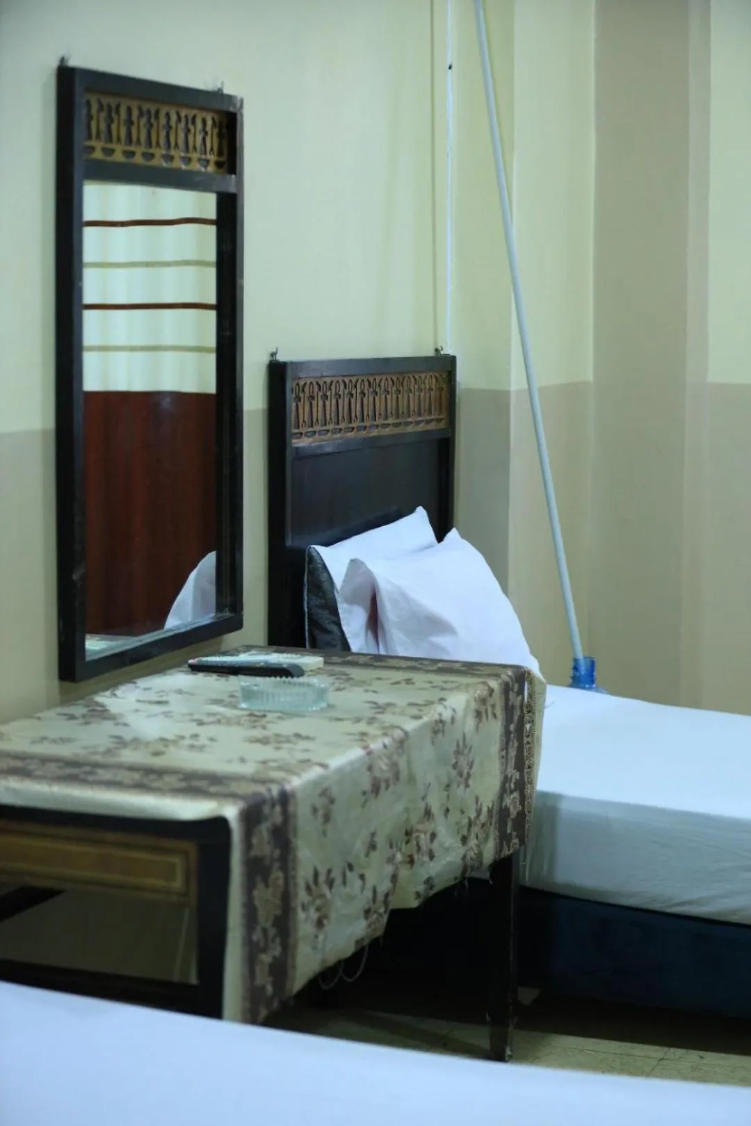 Bed in One Season Cairo