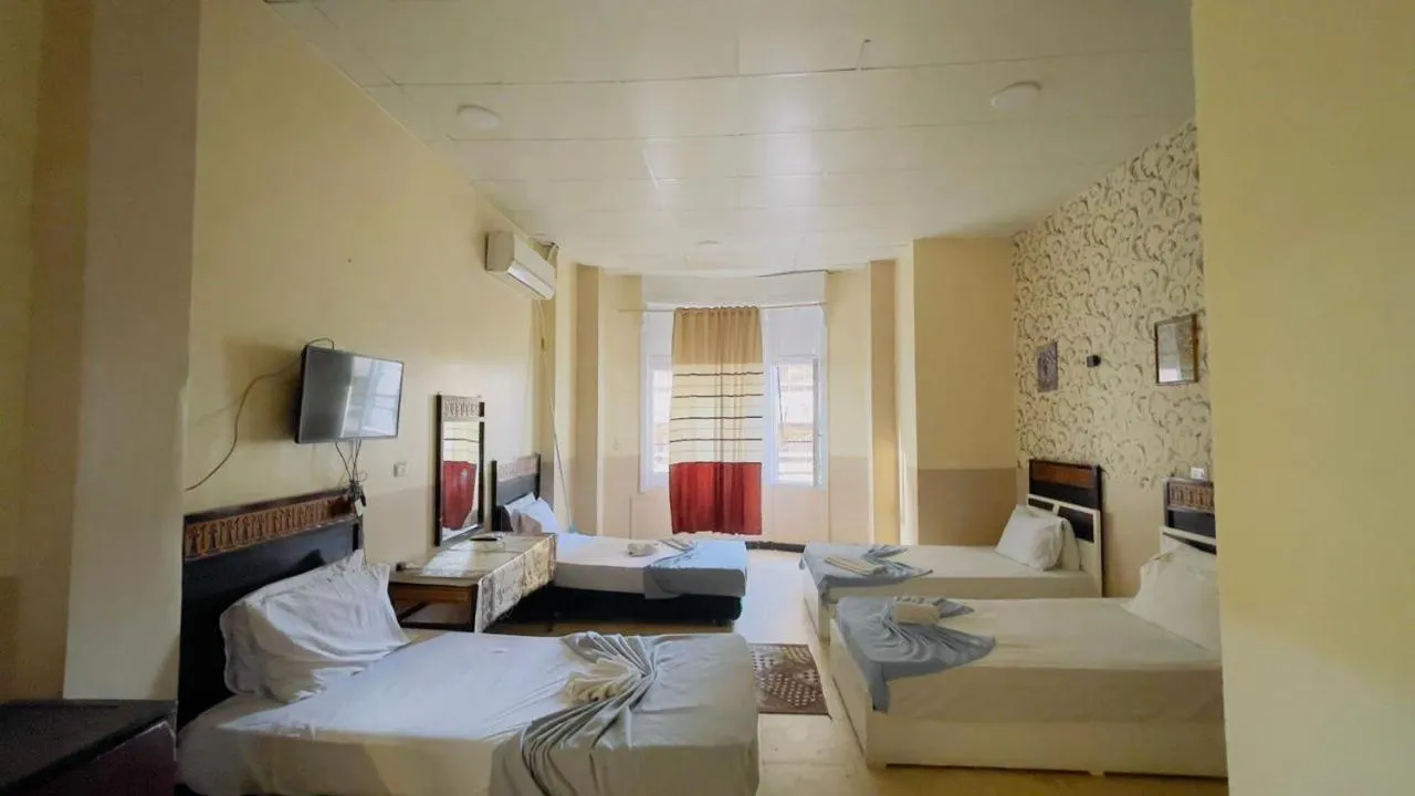 Bed in One Season Cairo