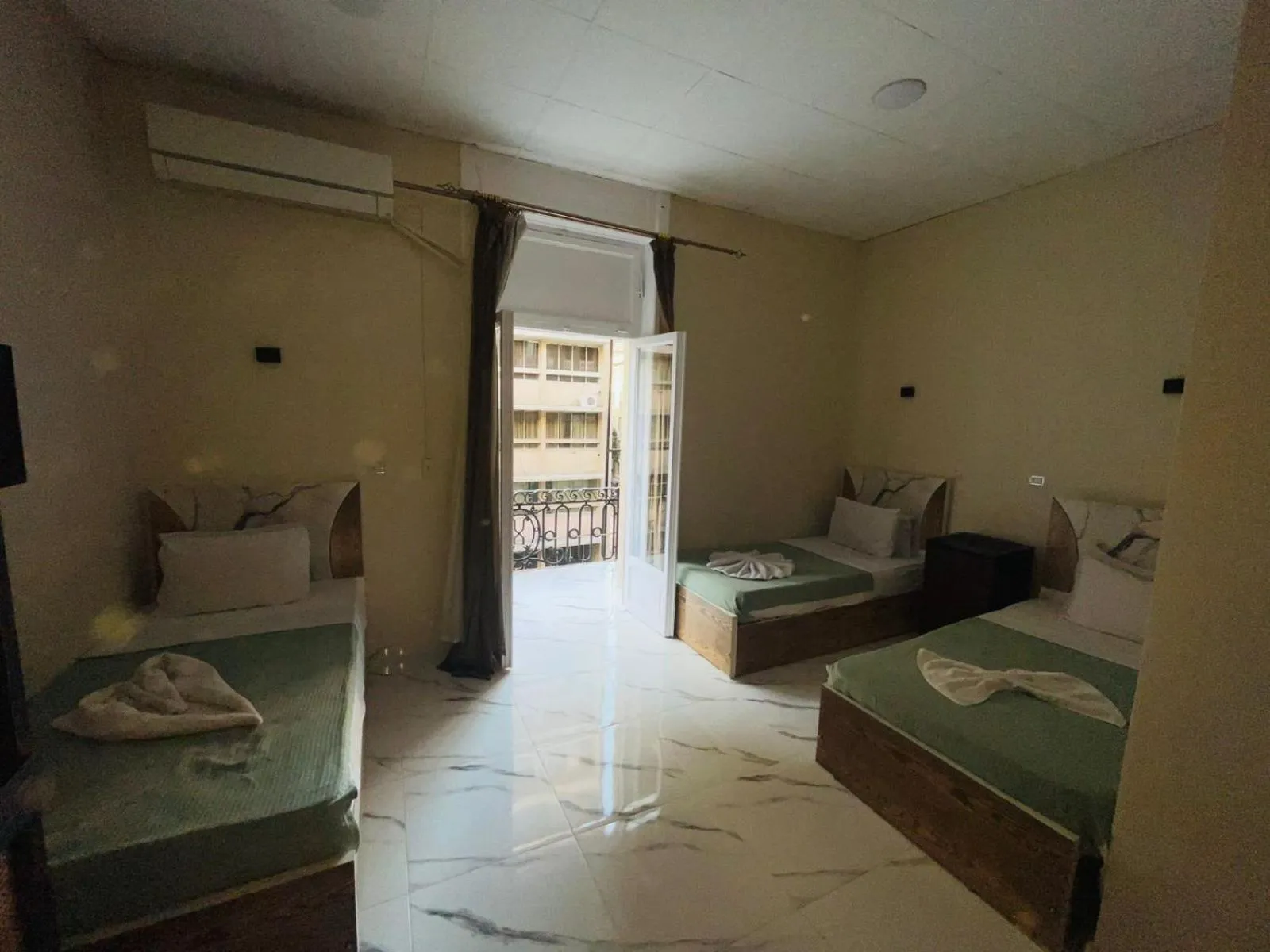 Bed in One Season Cairo