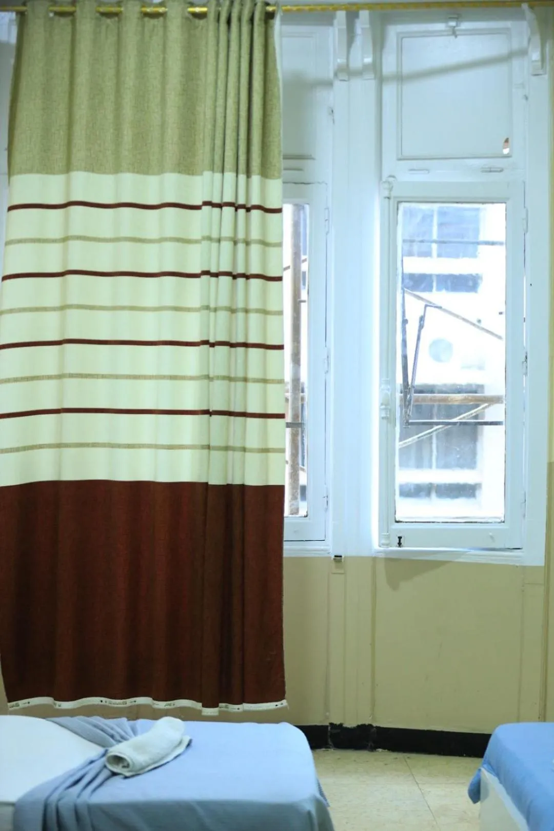 Bed in One Season Cairo