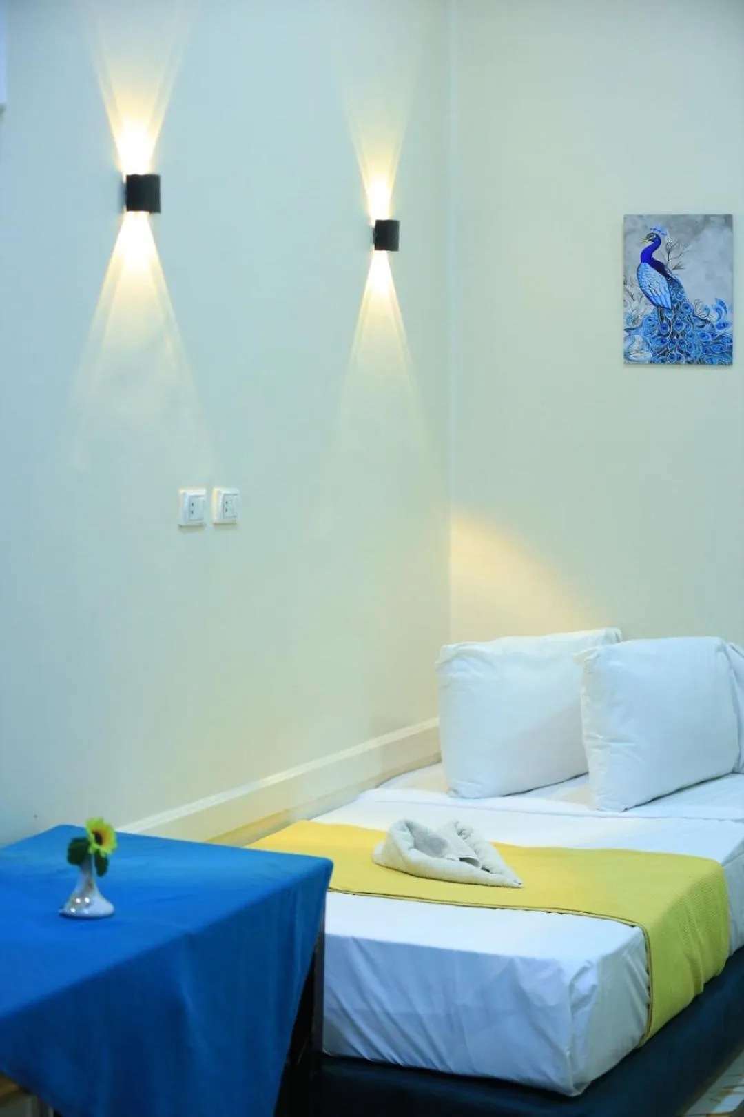 Bed in One Season Cairo