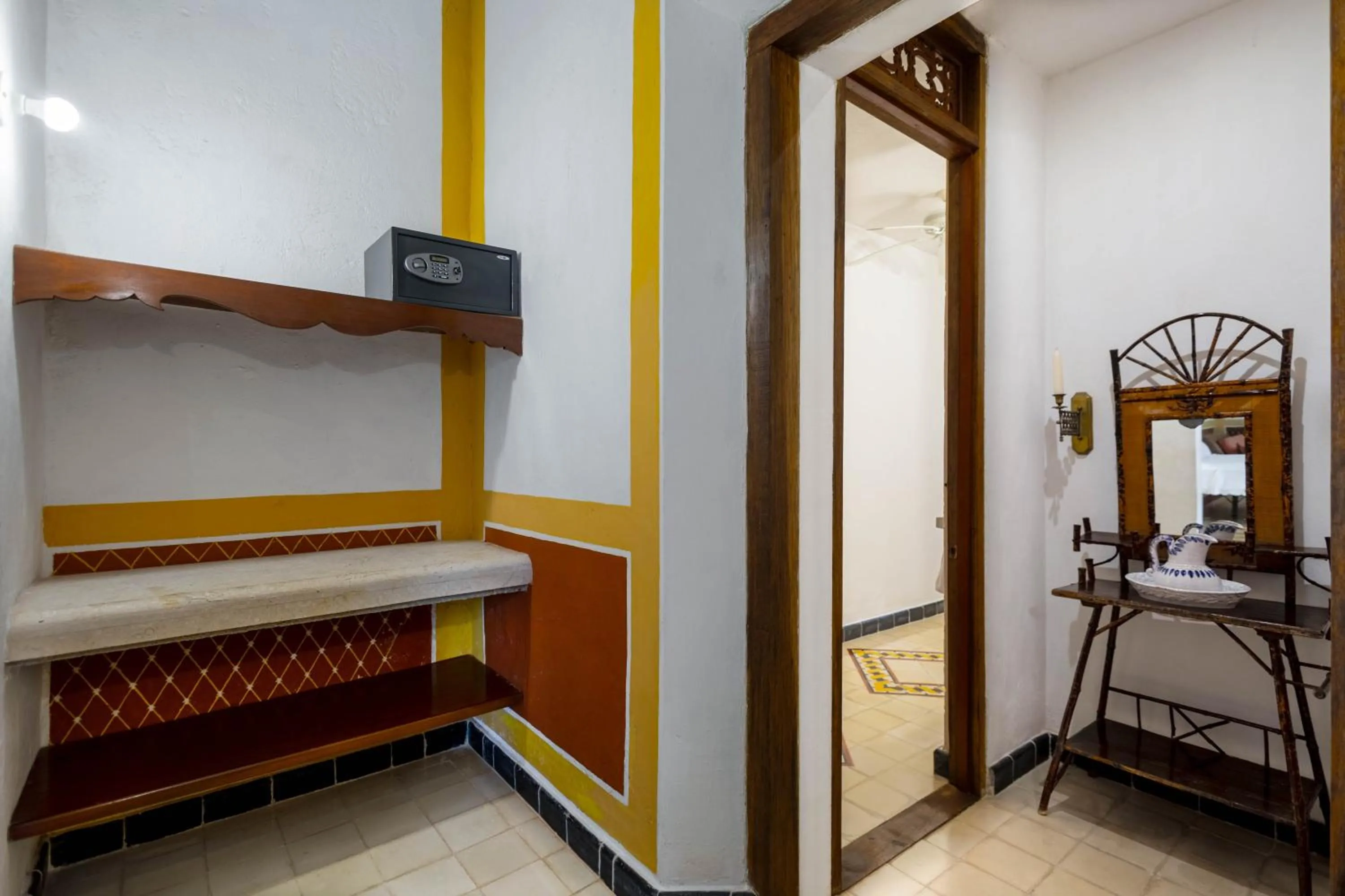Bathroom, Bed in Hacienda San Antonio Millet
