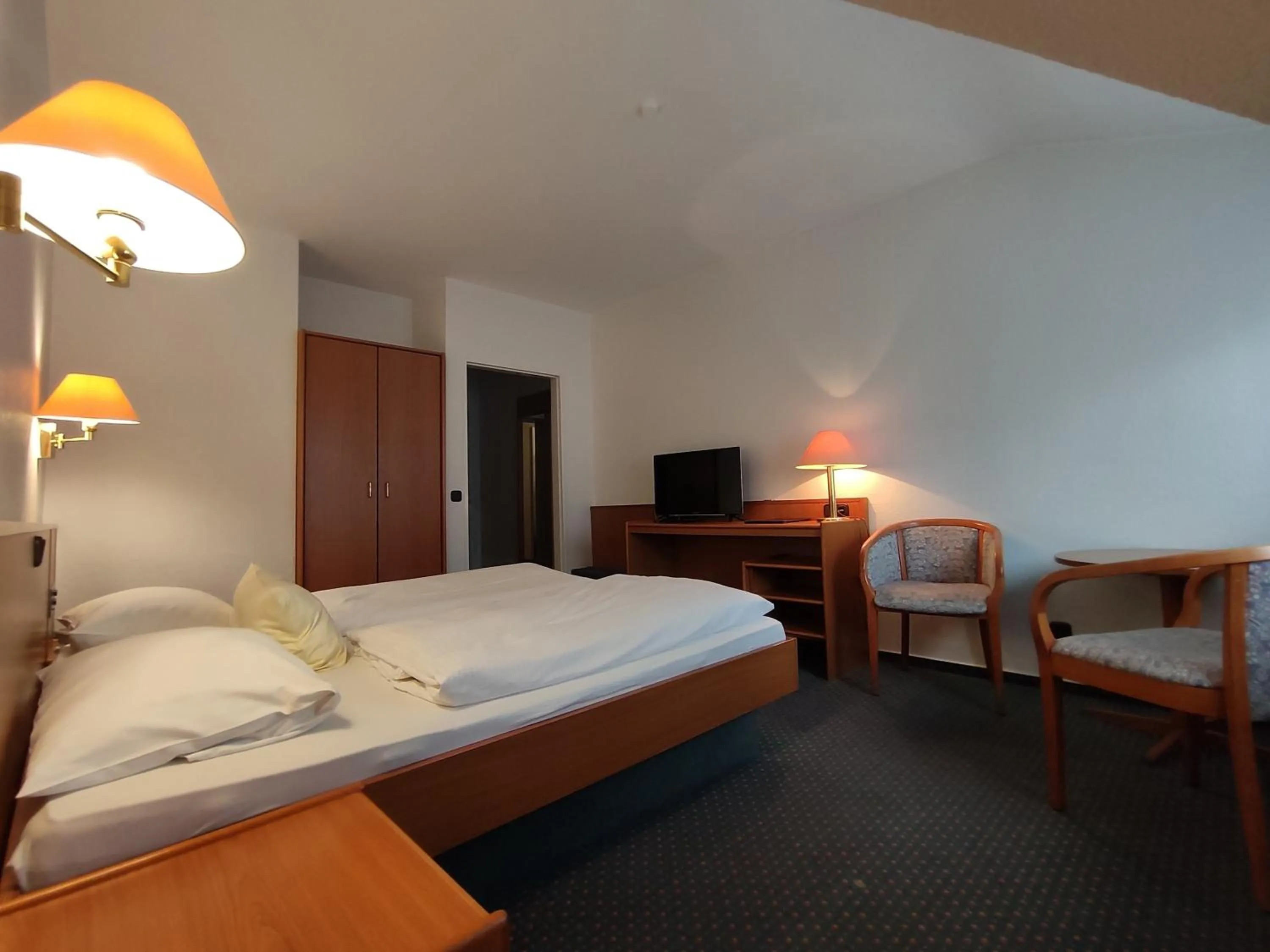 Photo of the whole room, Bed in Condi Hotel