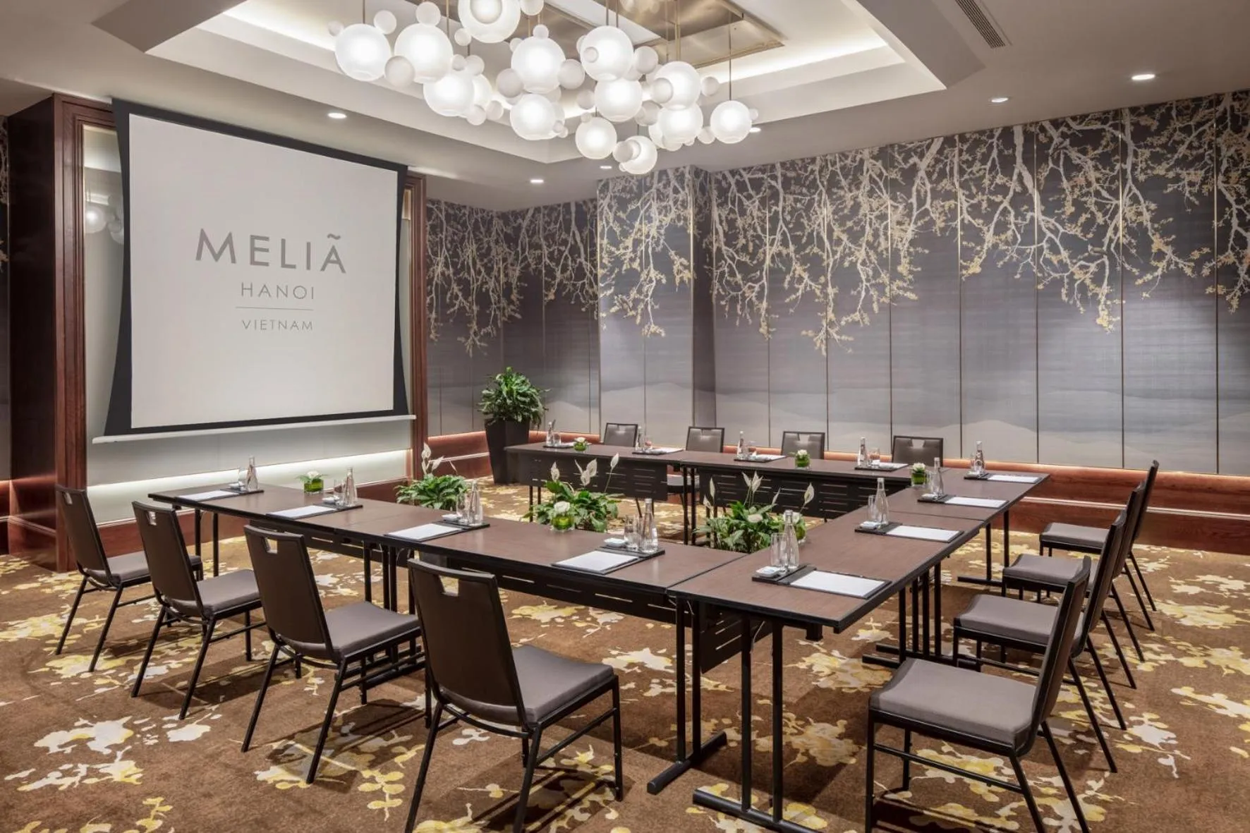 Banquet/Function facilities in Melia Hanoi