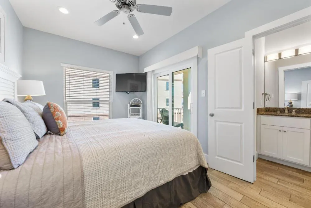 Bed in Two Little Lambs at Our Point of View by Youngs Suncoast