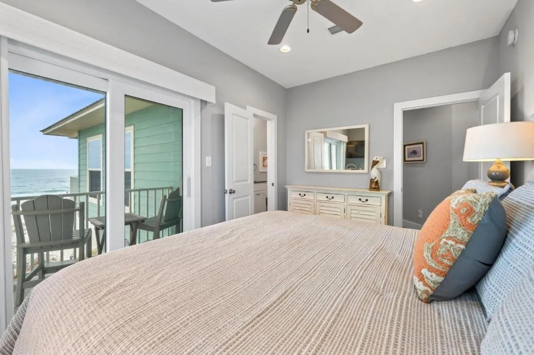 Bed in Two Little Lambs at Our Point of View by Youngs Suncoast