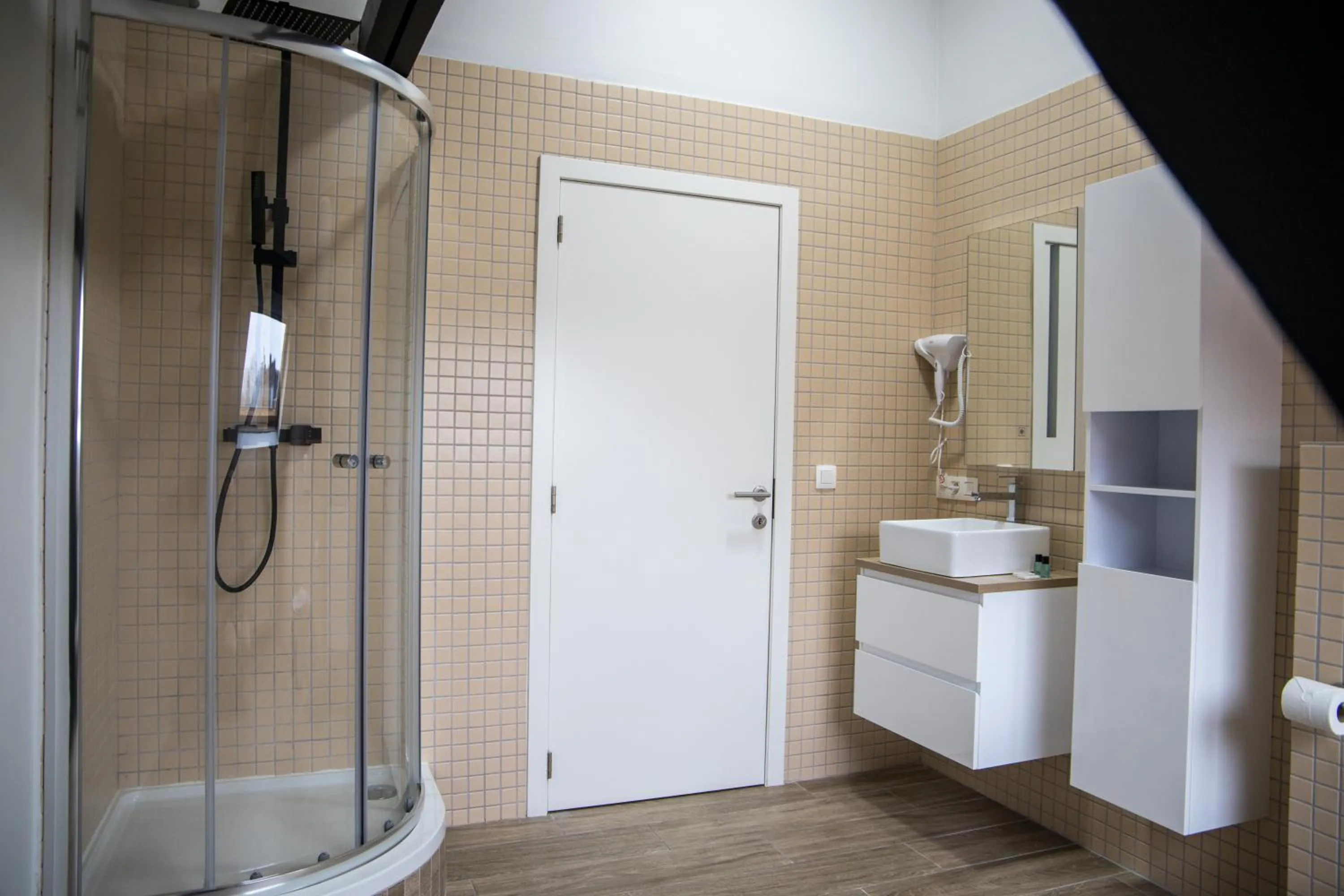 Bathroom in Hotel Guzy