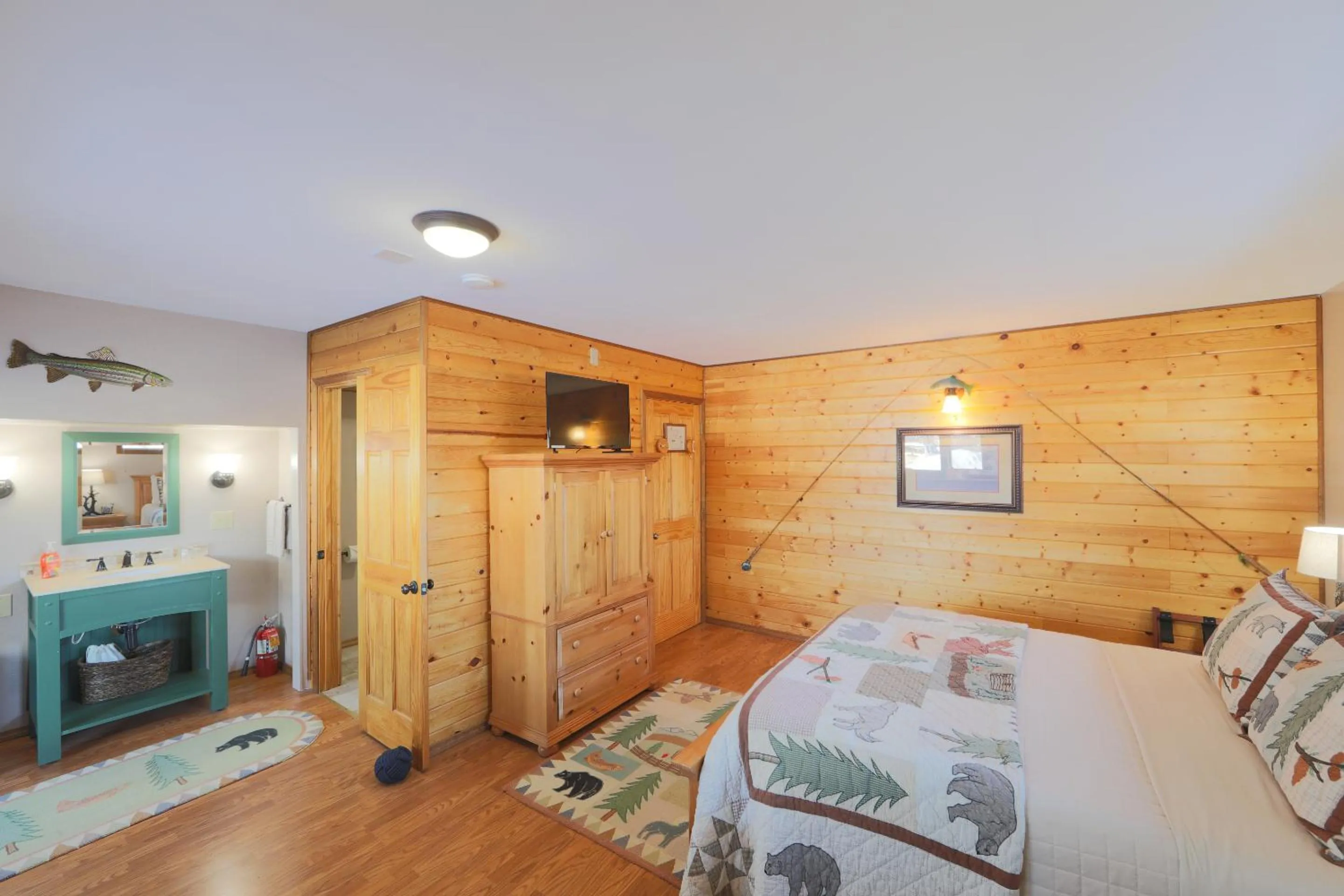 Other, Bed in Talkeetna Chalet