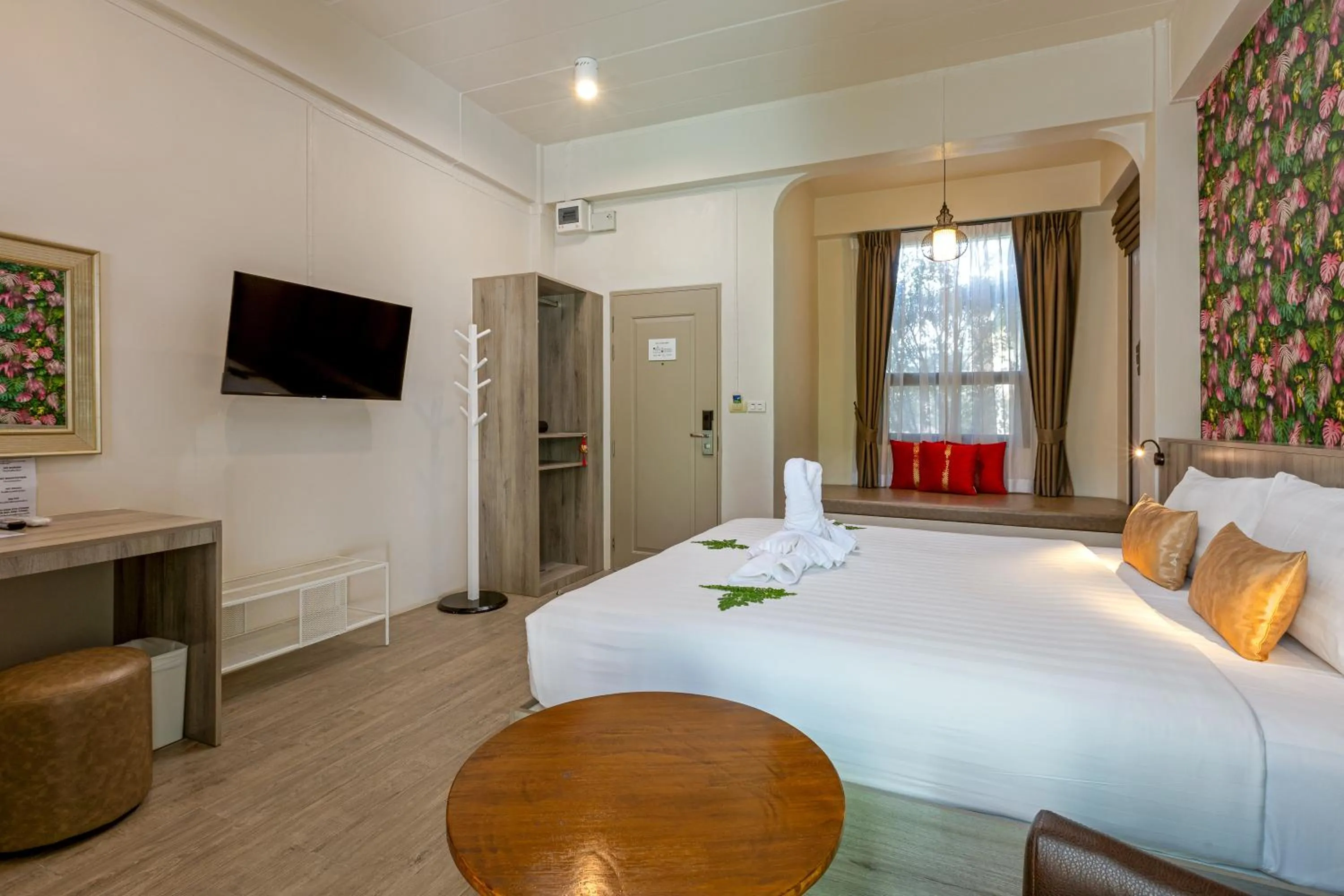 Bedroom, Bed in Ang Pao Hotel Phuket