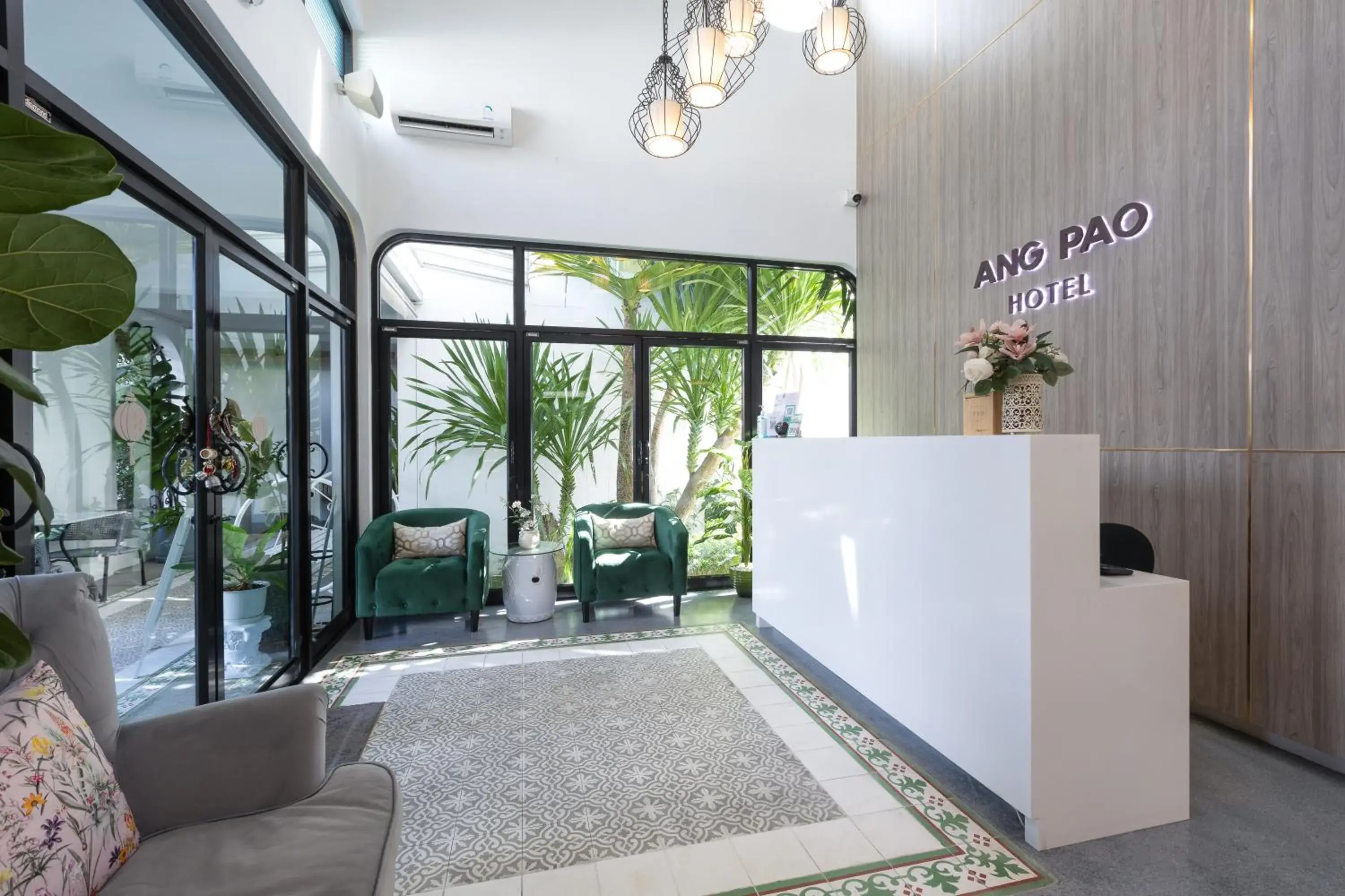 Lobby or reception in Ang Pao Hotel Phuket Lobby or reception in Ang Pao Hotel Phuket