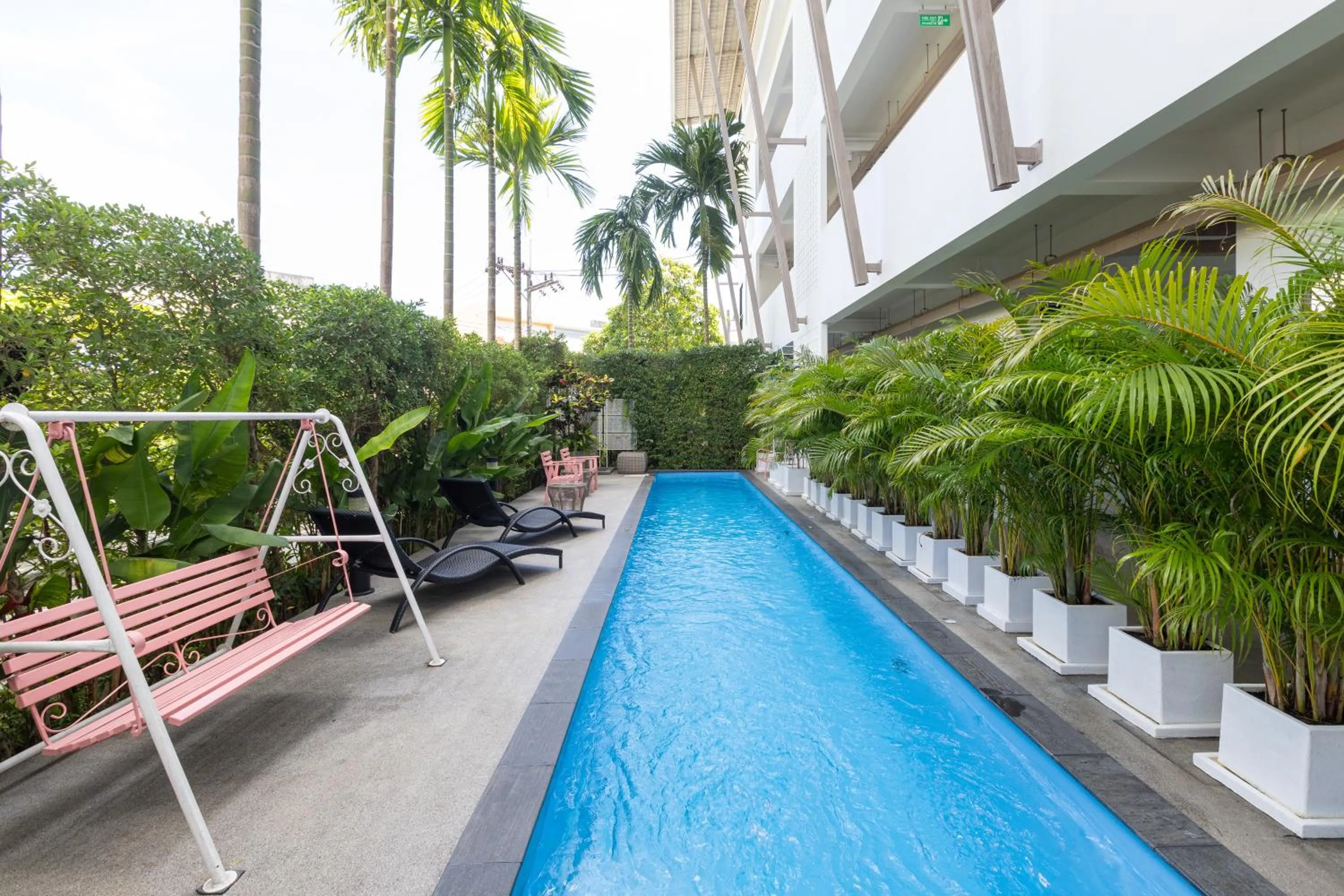 Swimming pool in Ang Pao Hotel Phuket